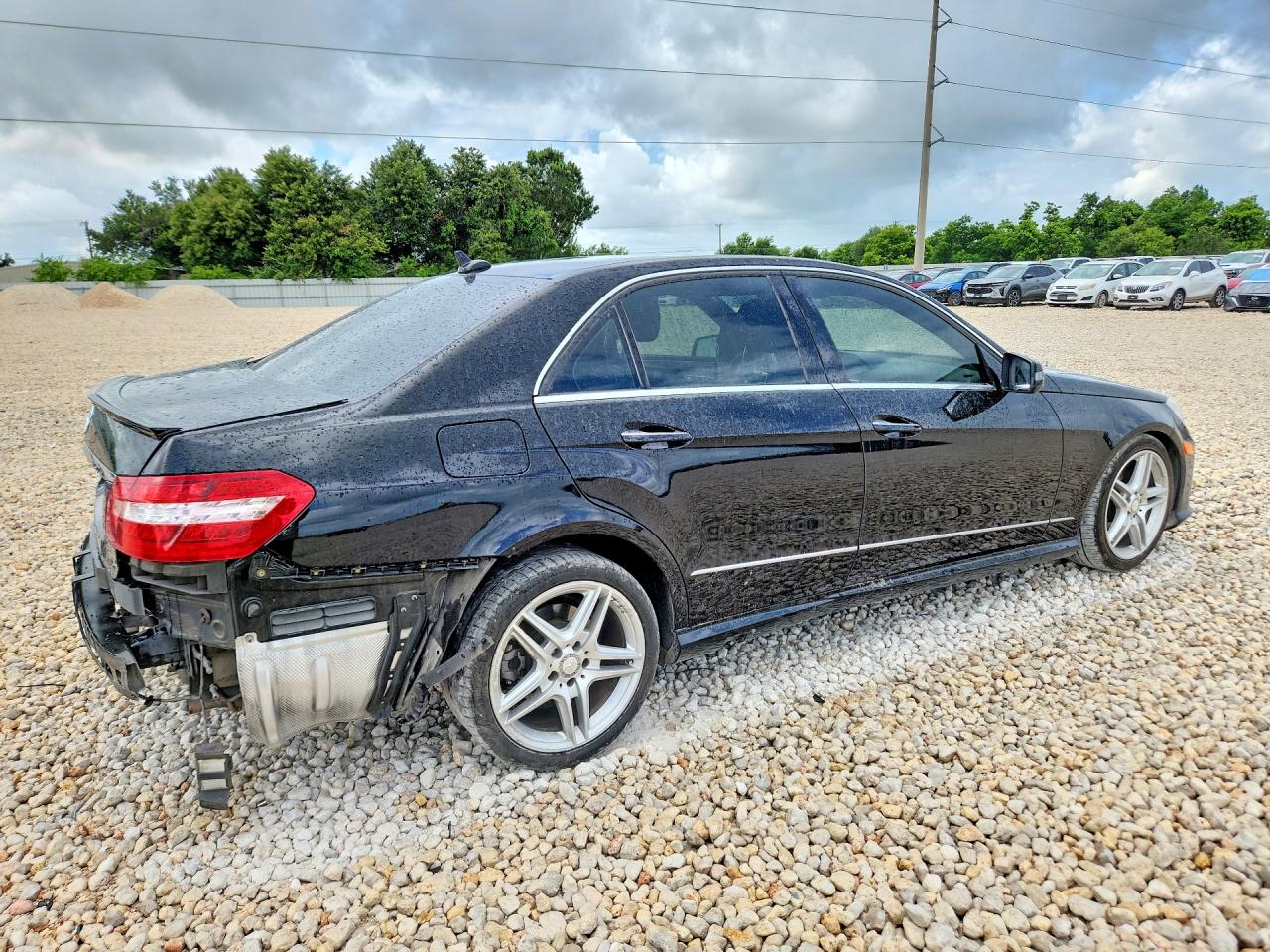 2013 Mercedes-benz E Black vin: WDDHF5KB4DA701658