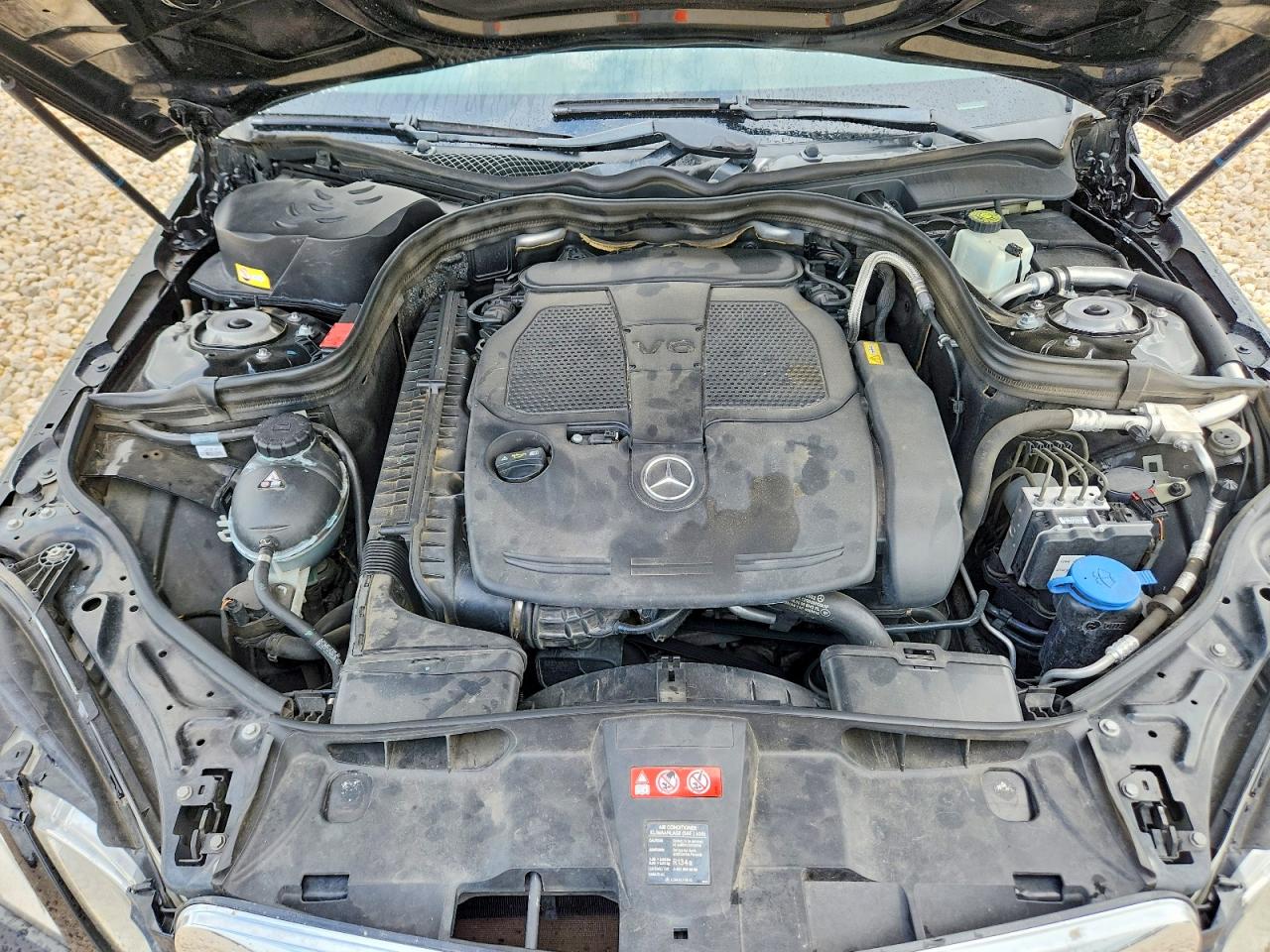 2013 Mercedes-benz E Black vin: WDDHF5KB4DA701658
