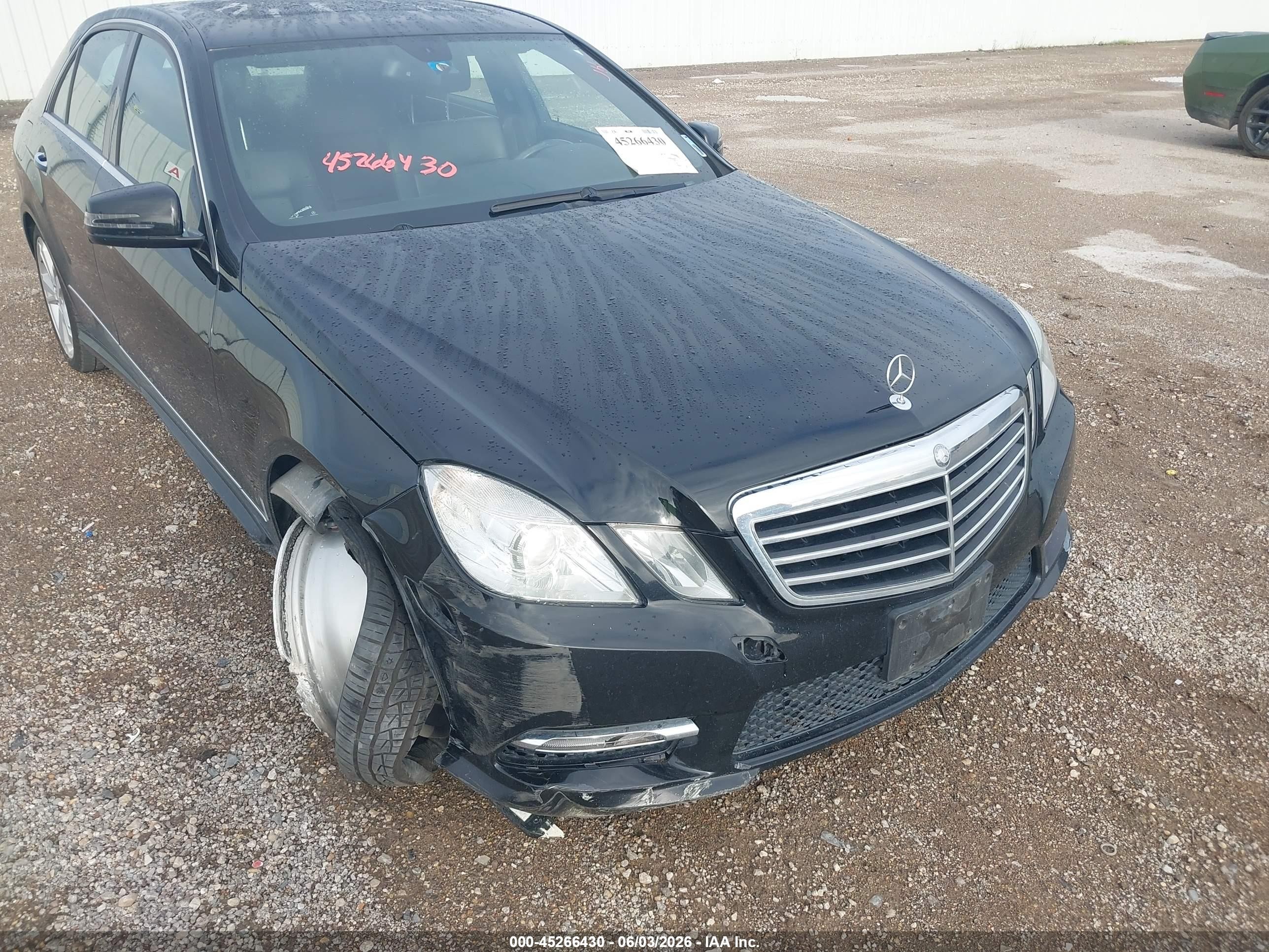 2013 Mercedes-benz E 350   Black vin: WDDHF5KB4DA719562