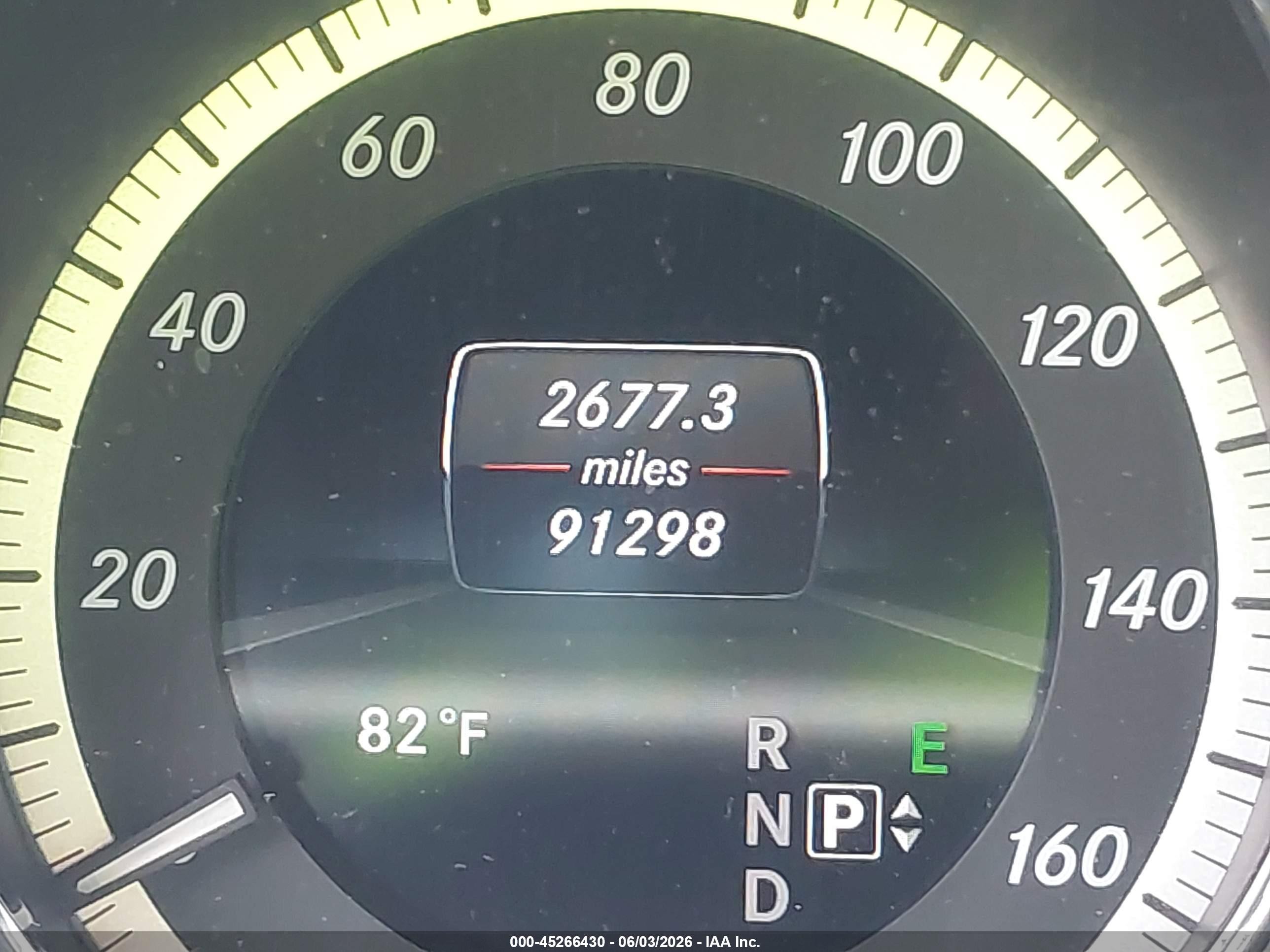 2013 Mercedes-benz E 350   Black vin: WDDHF5KB4DA719562