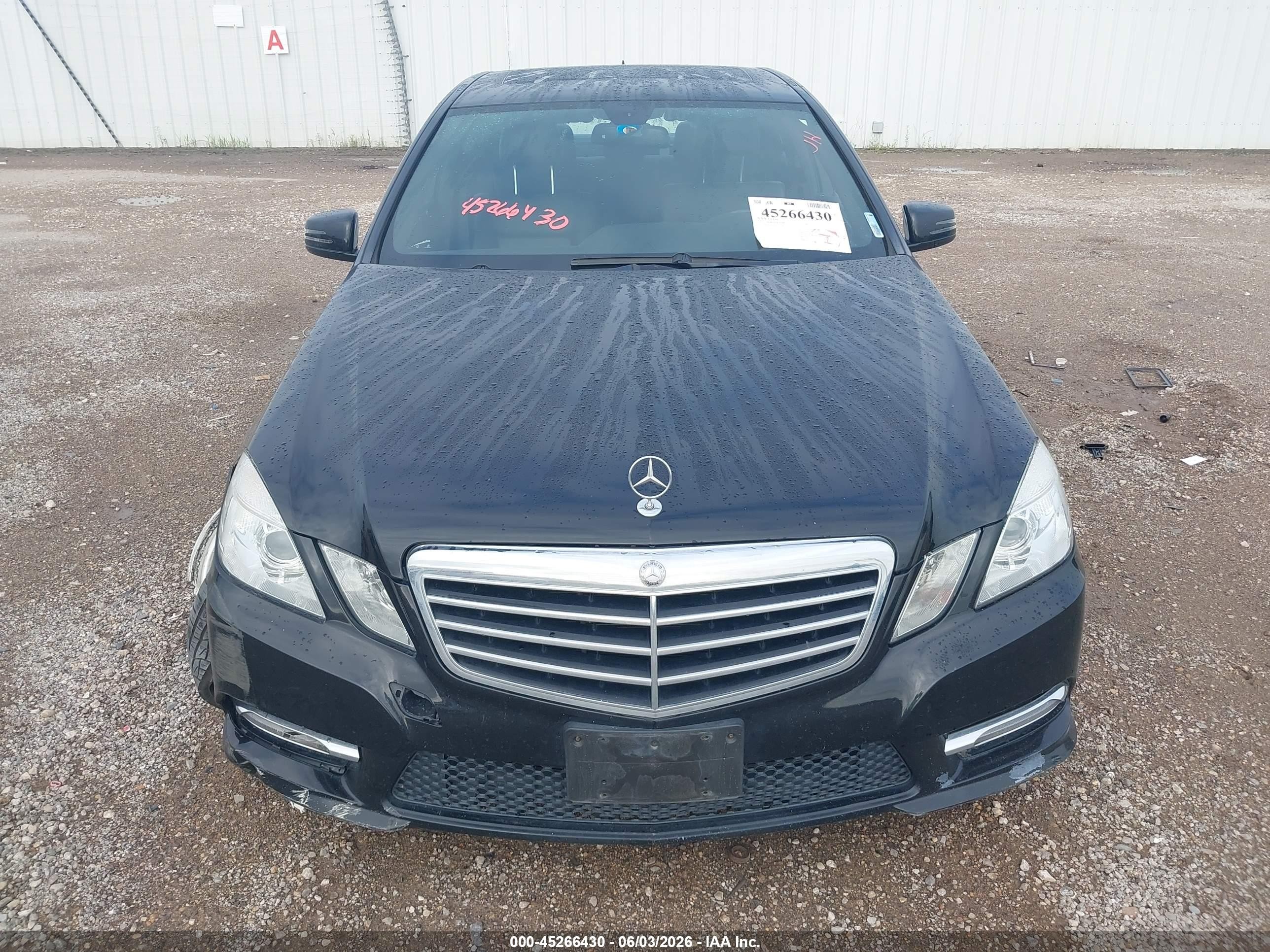 2013 Mercedes-benz E 350   Black vin: WDDHF5KB4DA719562
