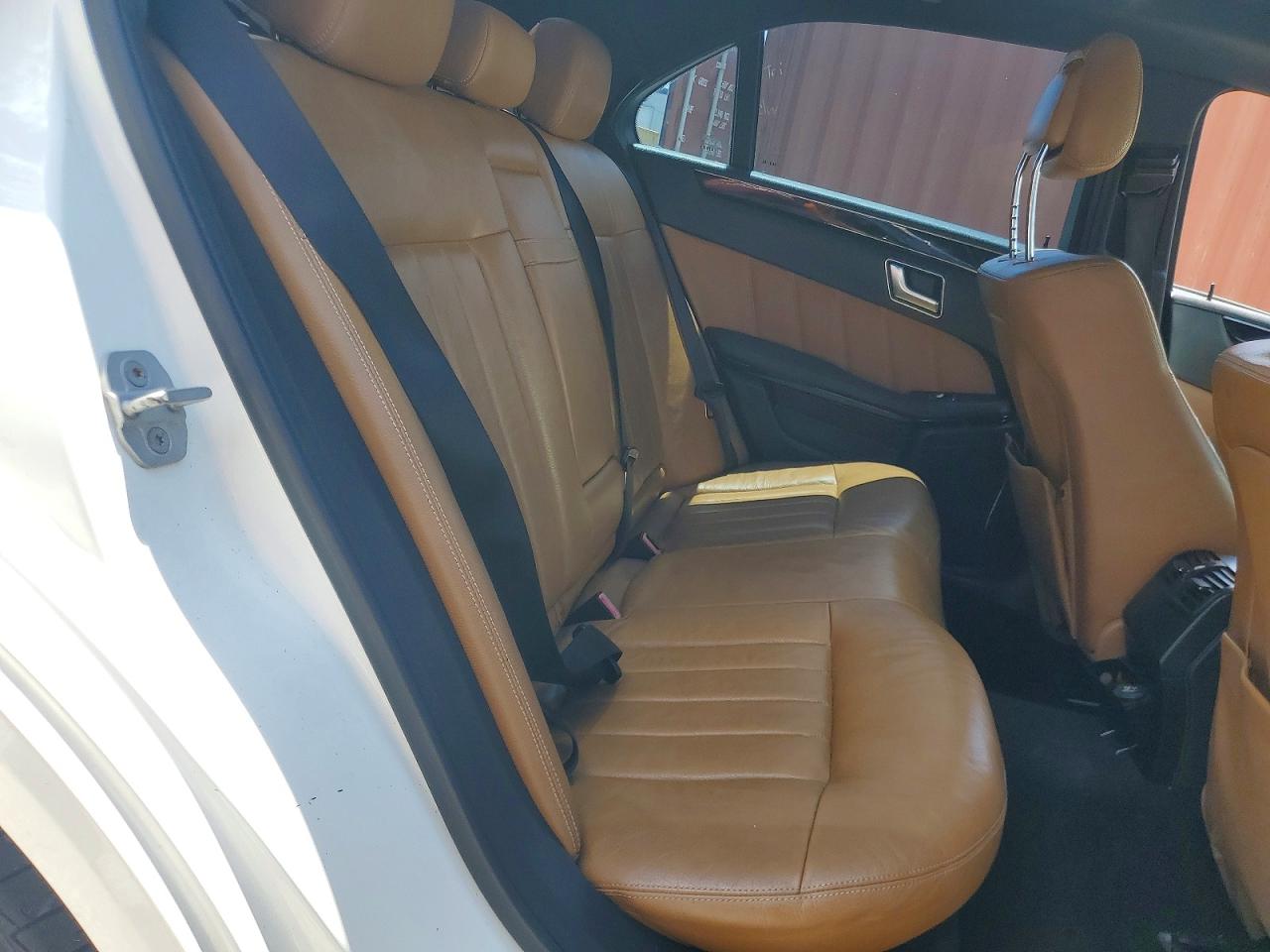 2013 Mercedes-benz E 350 White vin: WDDHF5KB4DA724759