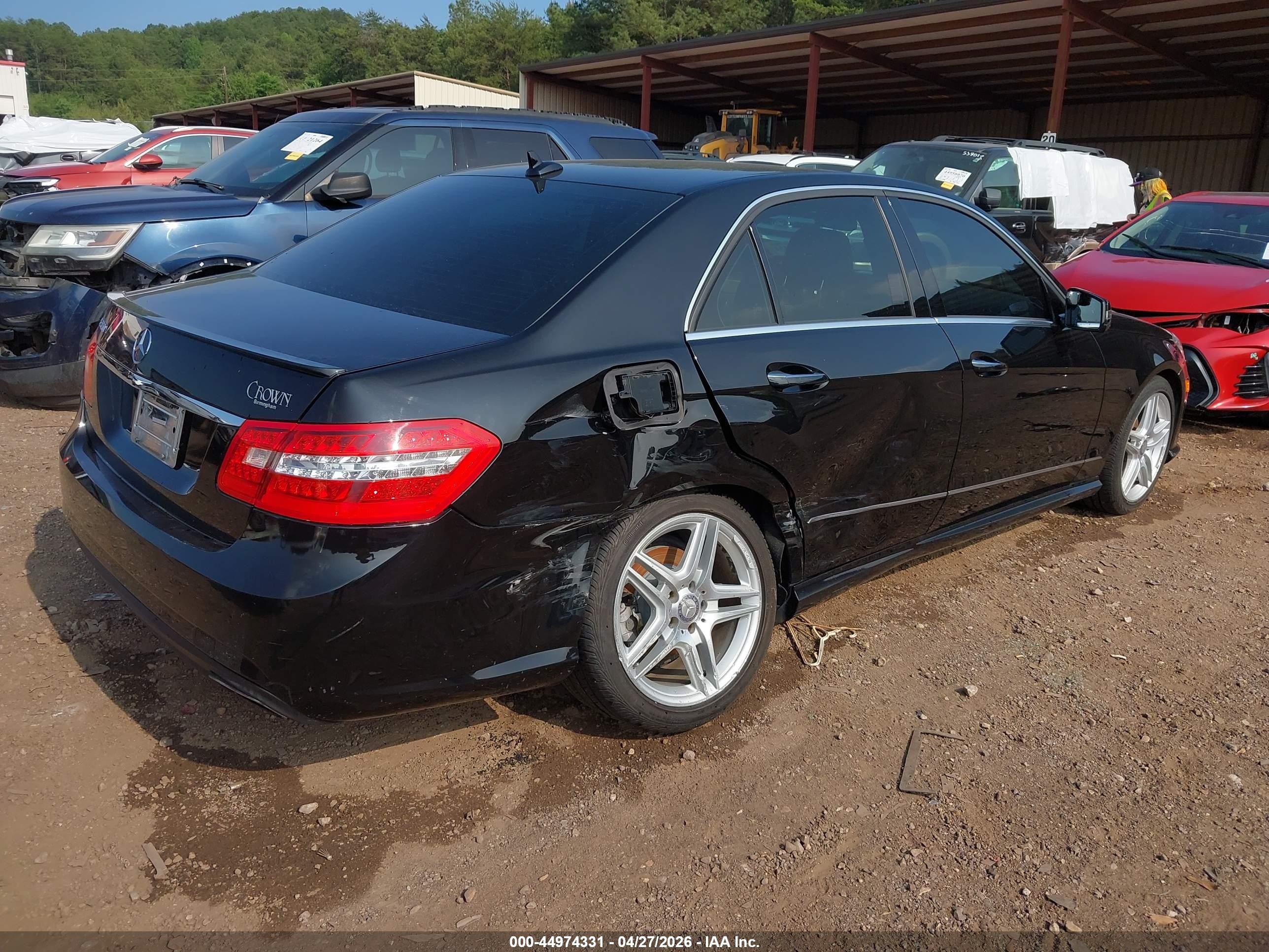 2013 Mercedes-benz E 350   Black vin: WDDHF5KB4DA725409