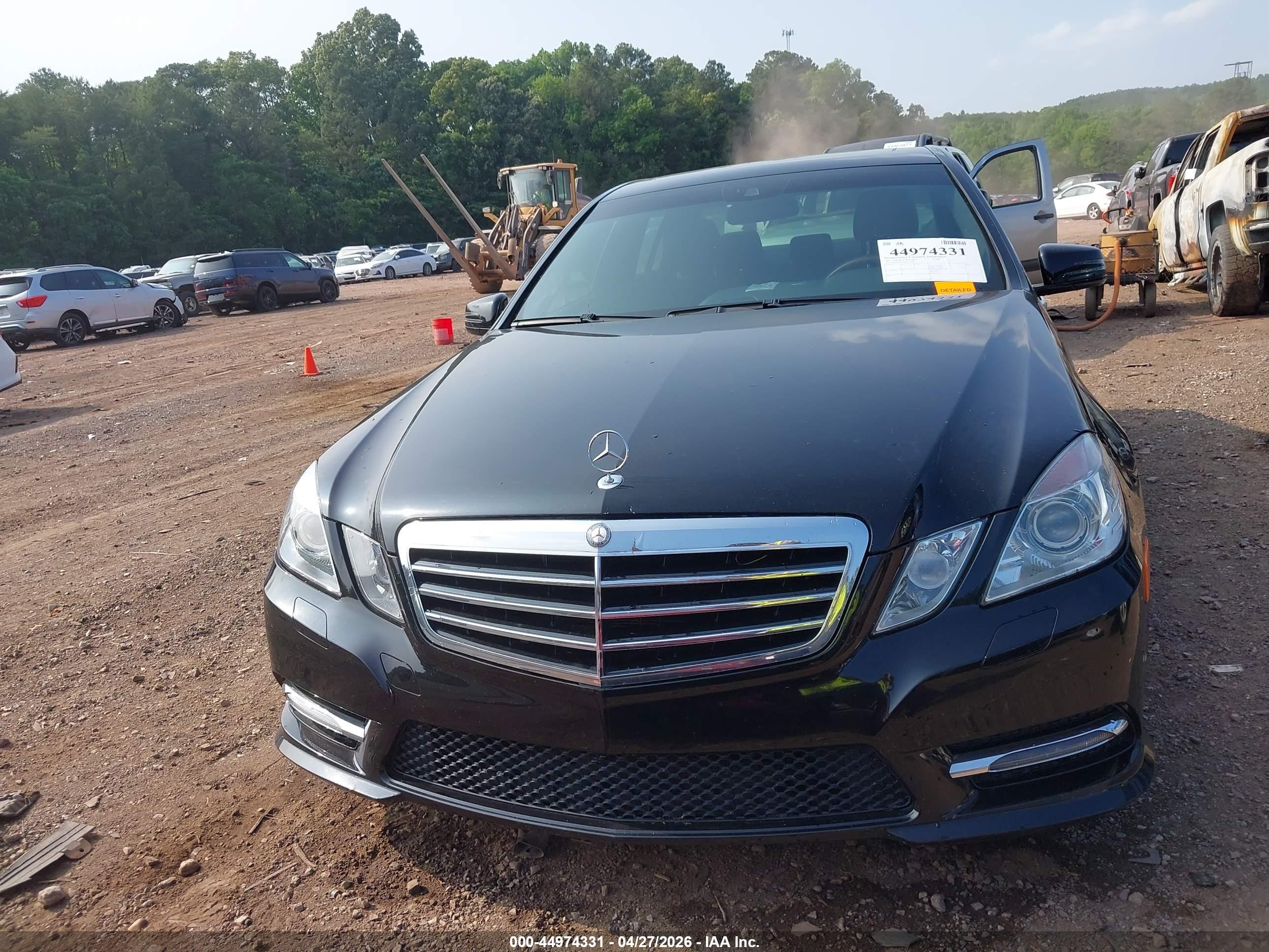 2013 Mercedes-benz E 350   Black vin: WDDHF5KB4DA725409