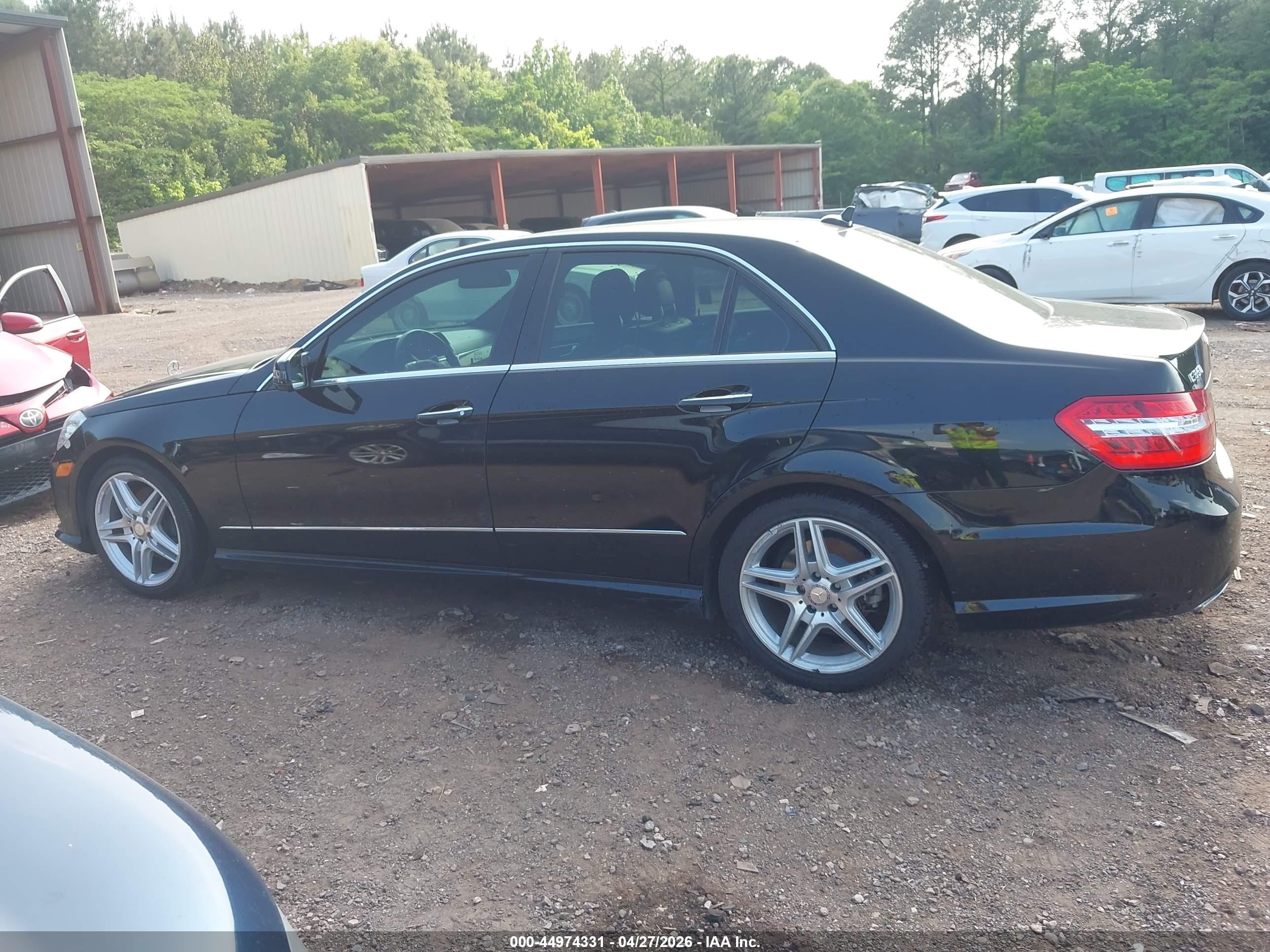 2013 Mercedes-benz E 350   Black vin: WDDHF5KB4DA725409