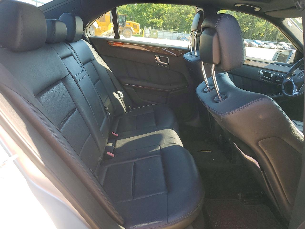 2013 Mercedes-benz E 350 Silver vin: WDDHF5KB4DA727175