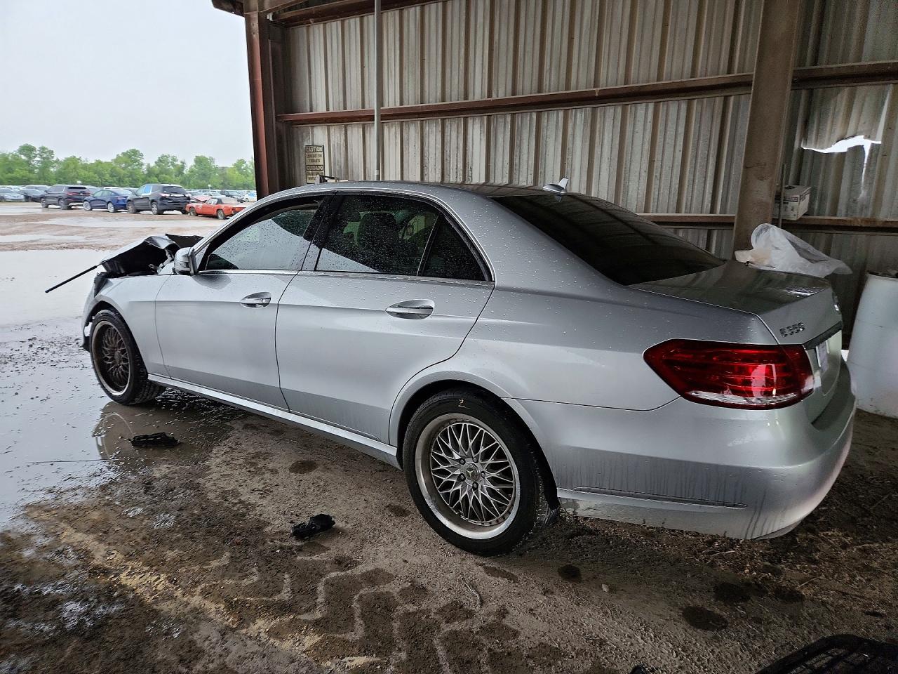 2014 Mercedes-benz E 350 Silver vin: WDDHF5KB4EA802717