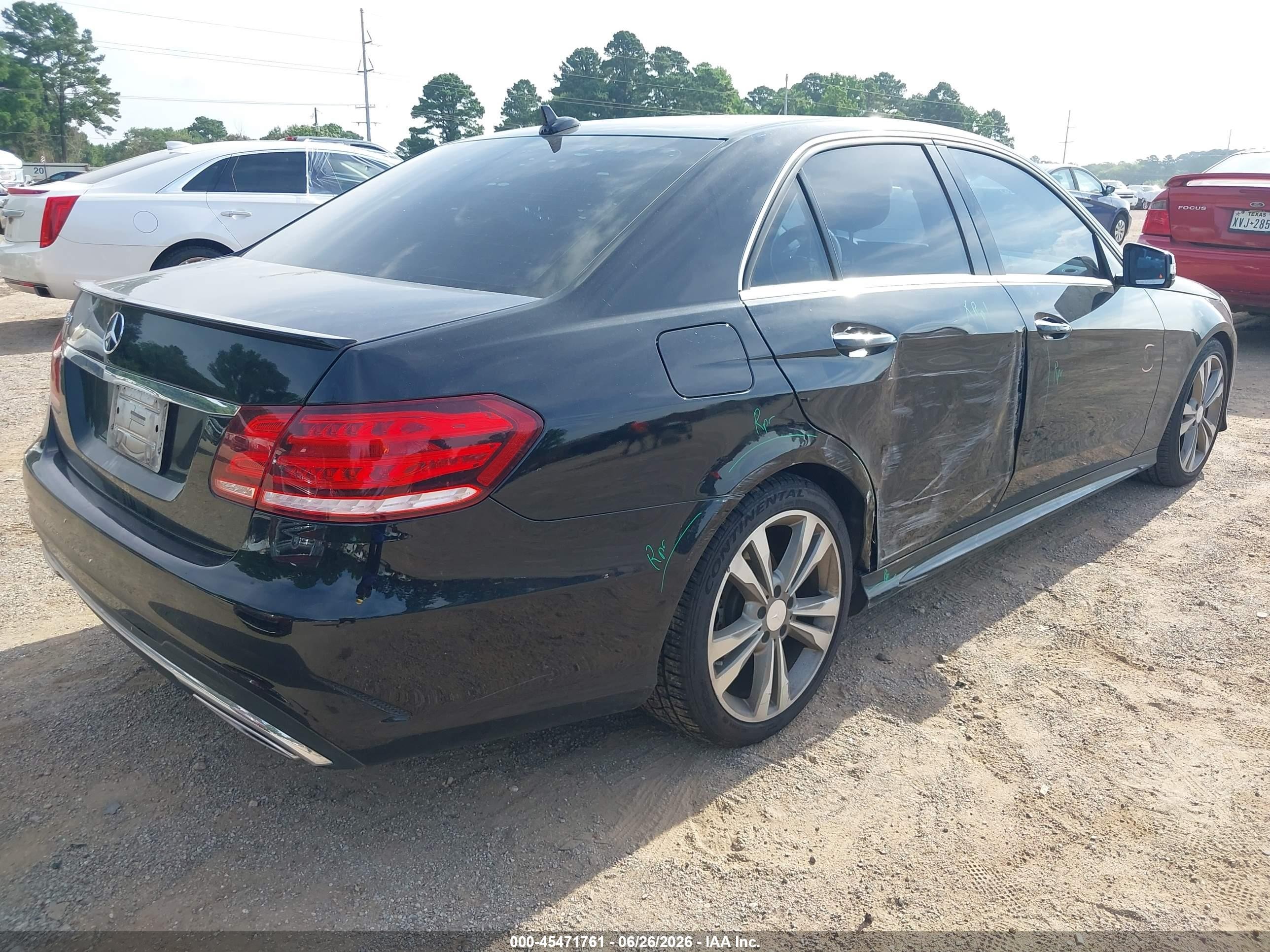 2014 Mercedes-benz E 350   Black vin: WDDHF5KB4EA874517
