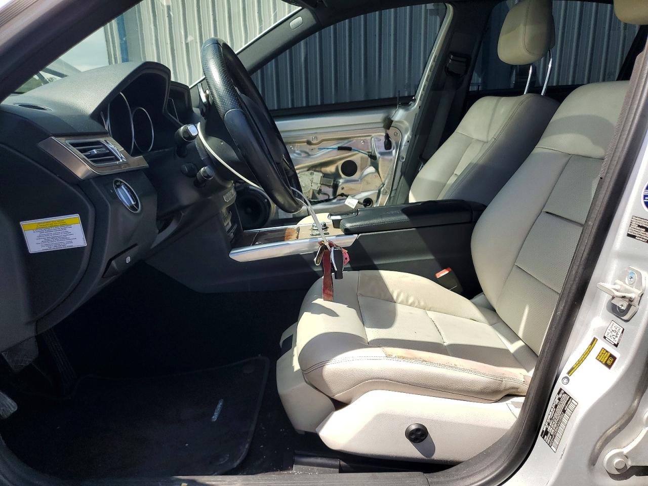 2014 Mercedes-benz E 350 Silver vin: WDDHF5KB4EA902252