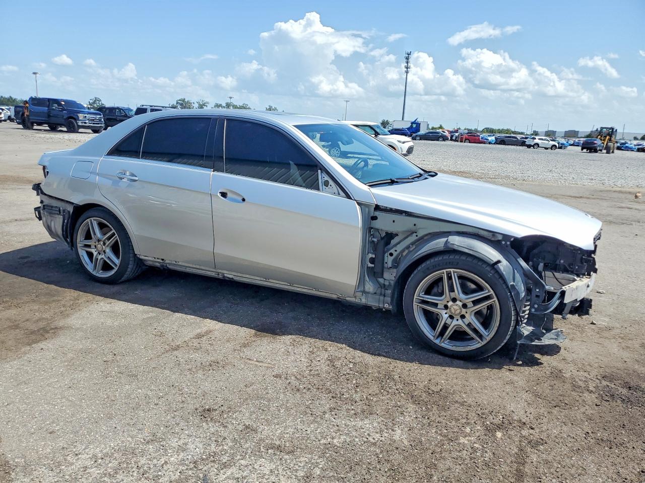 2014 Mercedes-benz E 350 Silver vin: WDDHF5KB4EA902252