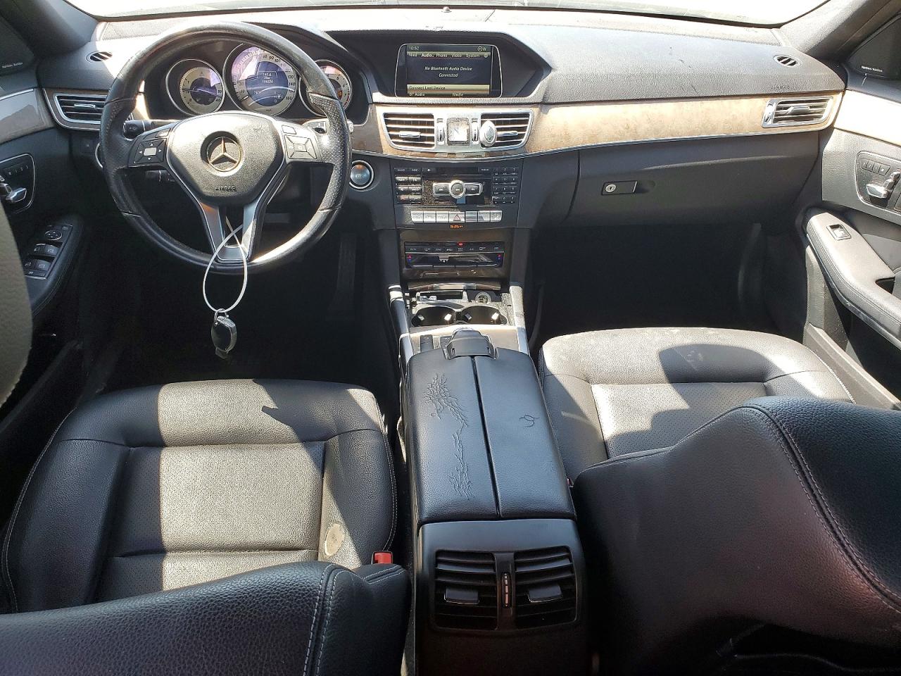 2014 Mercedes-benz E 350 White vin: WDDHF5KB4EA923599
