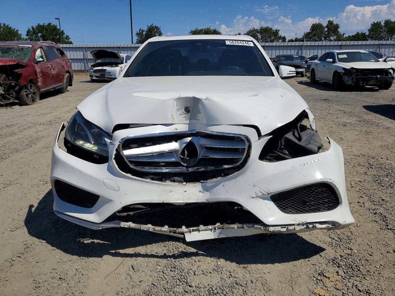 2014 Mercedes-benz E 350 White vin: WDDHF5KB4EA923599