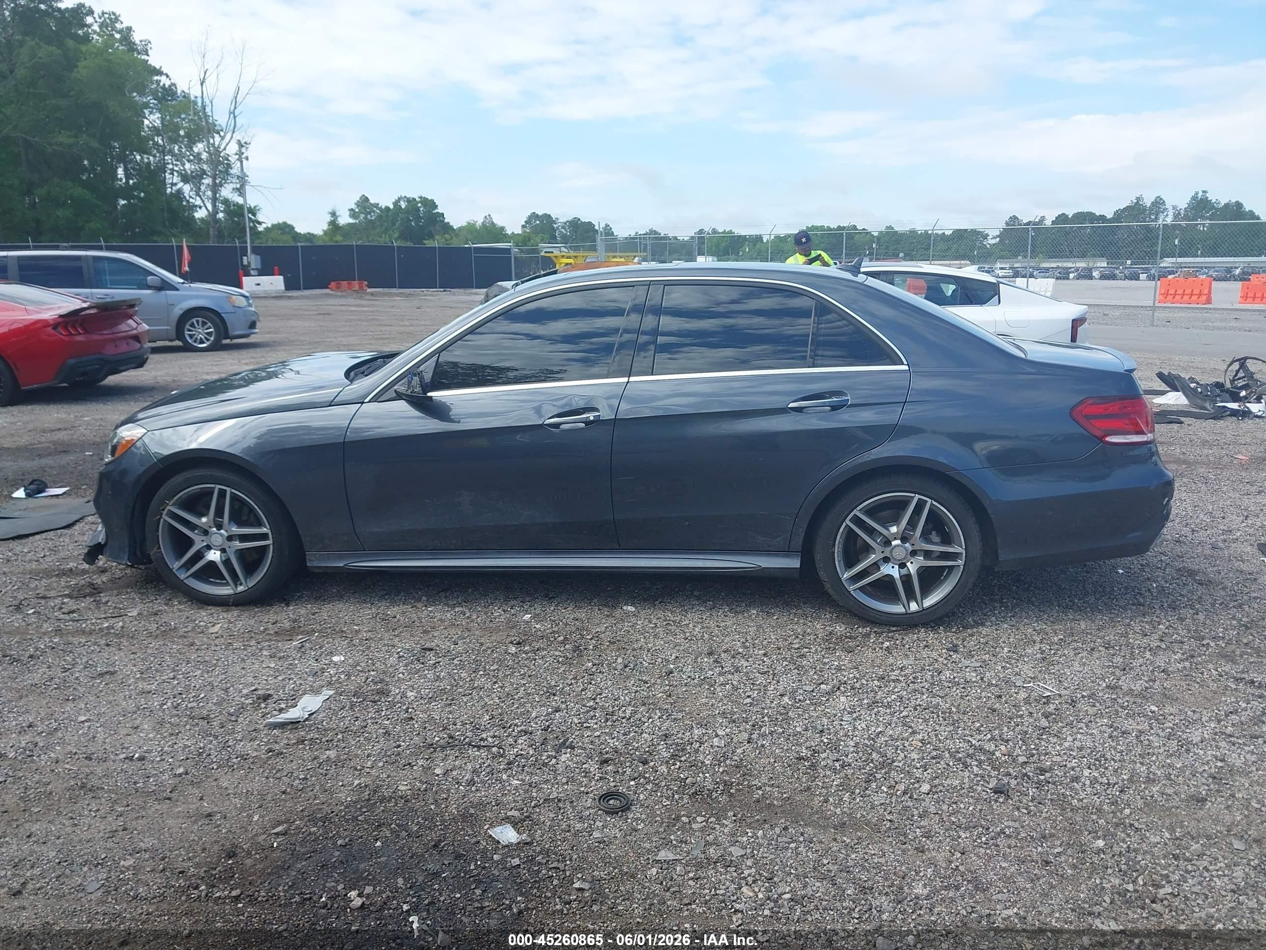2014 Mercedes-benz E 350   Gray vin: WDDHF5KB4EA974794