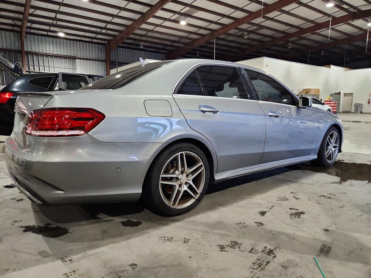 2014 Mercedes-benz E 350 Gray vin: WDDHF5KB4EA993569