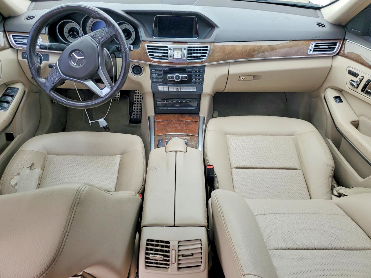 2014 Mercedes-benz E 350 White vin: WDDHF5KB4EB004602