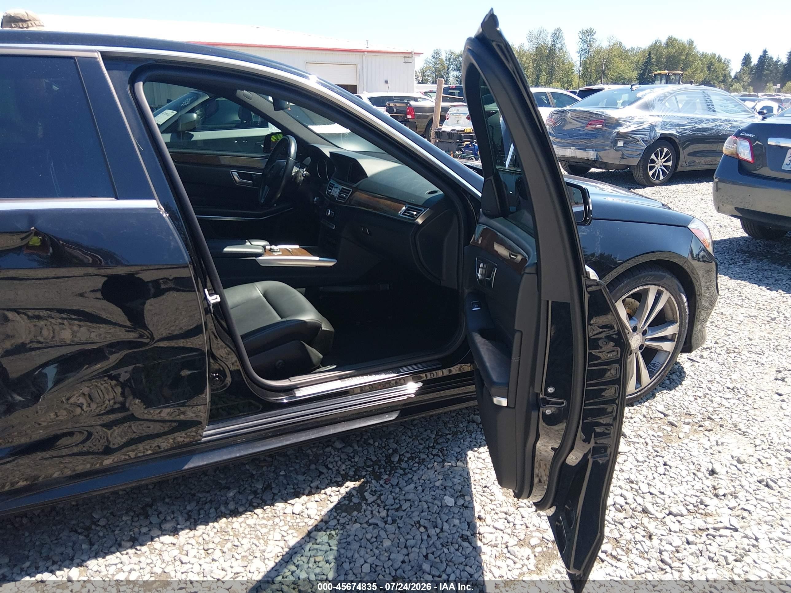 2014 Mercedes-benz E 350 Black vin: WDDHF5KB4EB014689