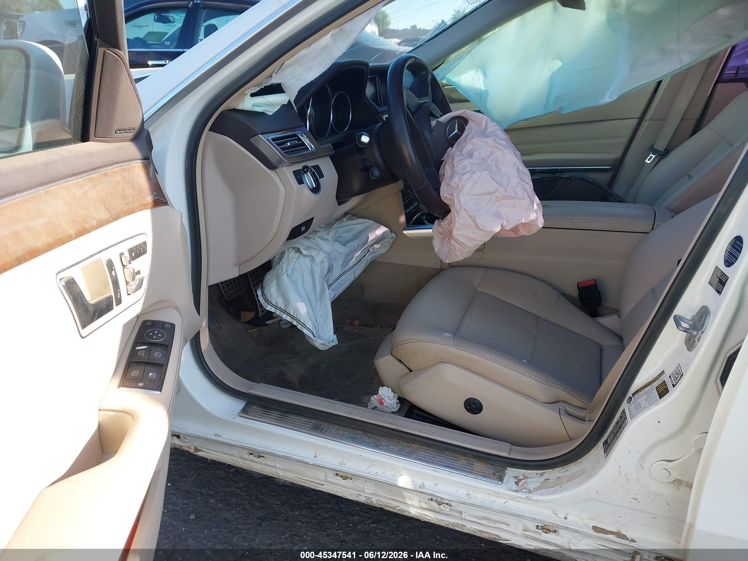 2014 Mercedes-benz E 350   White vin: WDDHF5KB4EB026938