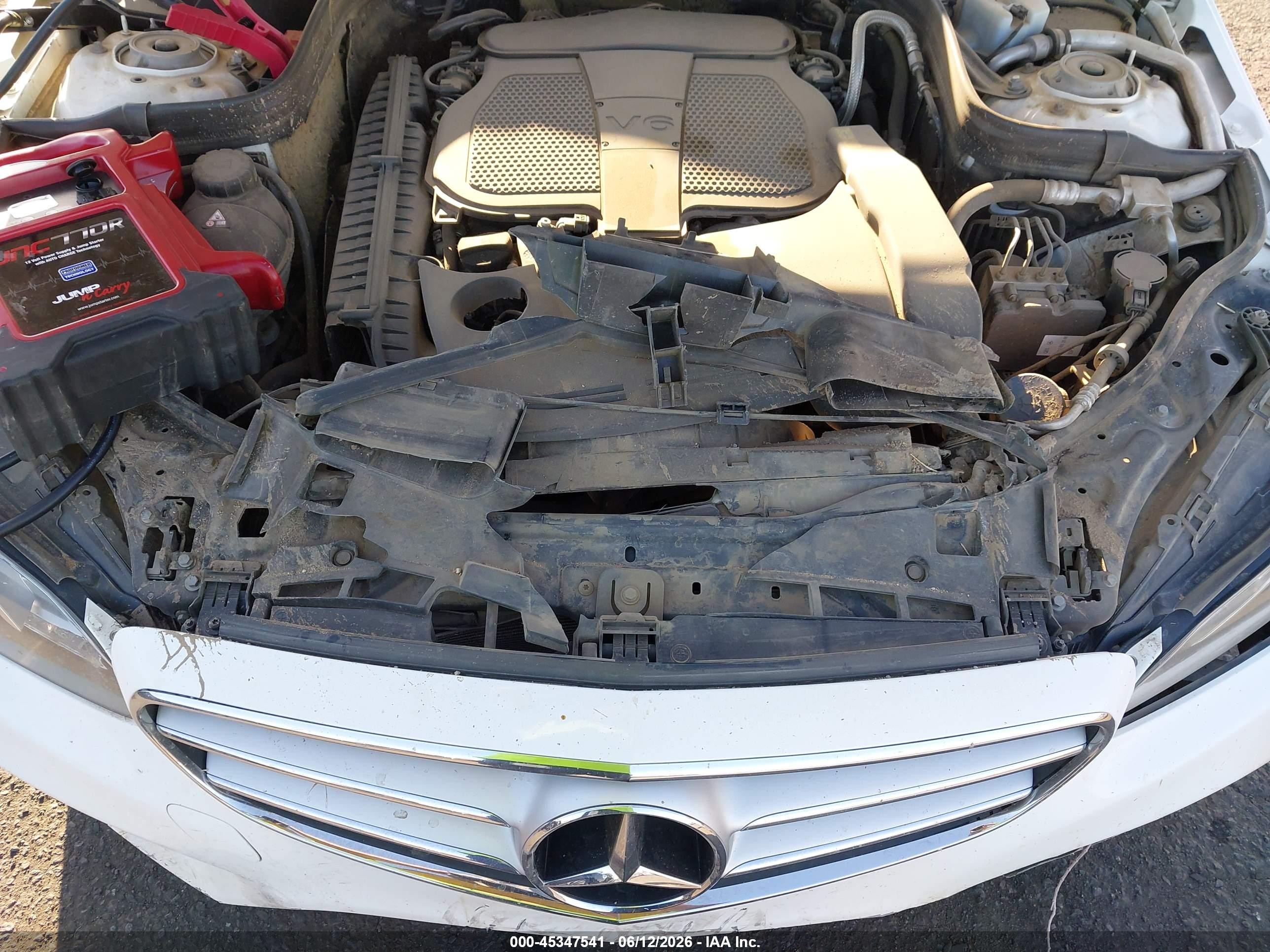 2014 Mercedes-benz E 350   White vin: WDDHF5KB4EB026938