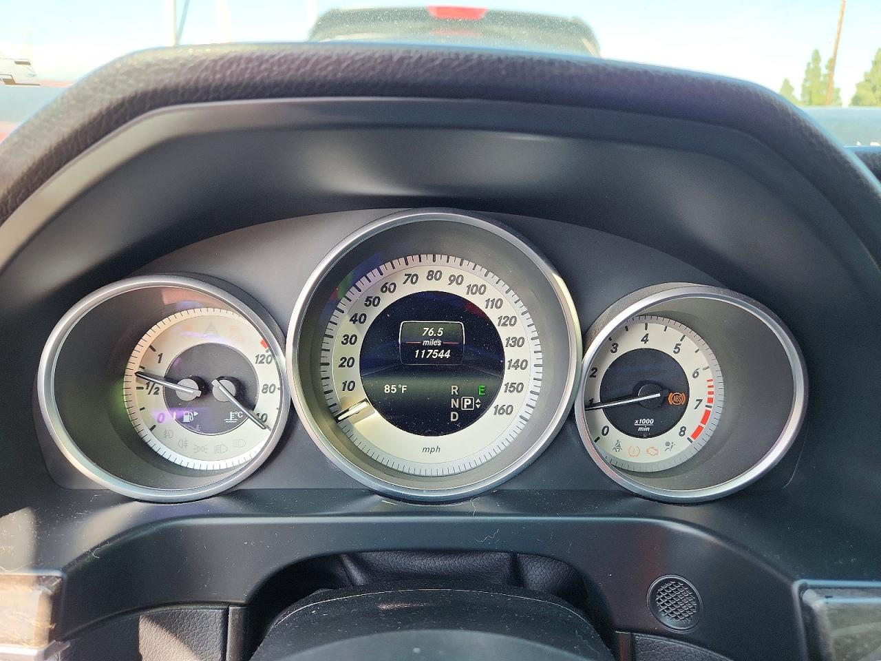 2015 Mercedes-benz E 350 Black vin: WDDHF5KB4FB089880