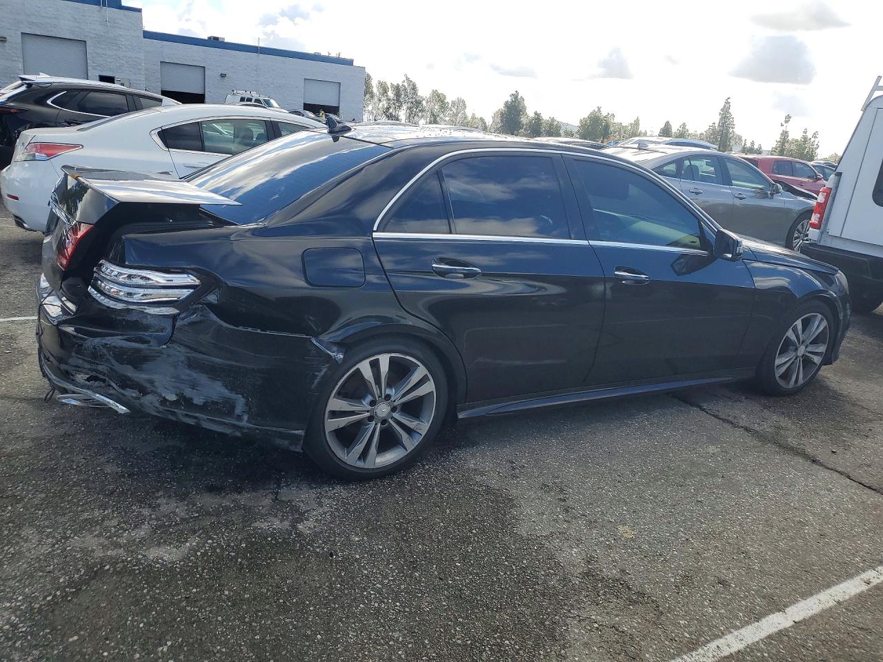 2015 Mercedes-benz E 350 Black vin: WDDHF5KB4FB089880