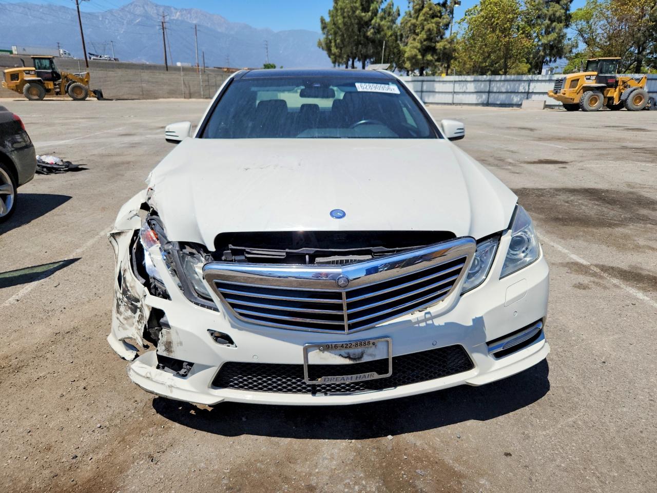 2012 Mercedes-benz E 350 White vin: WDDHF5KB5CA531809
