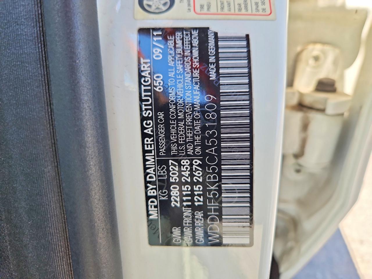 2012 Mercedes-benz E 350 White vin: WDDHF5KB5CA531809