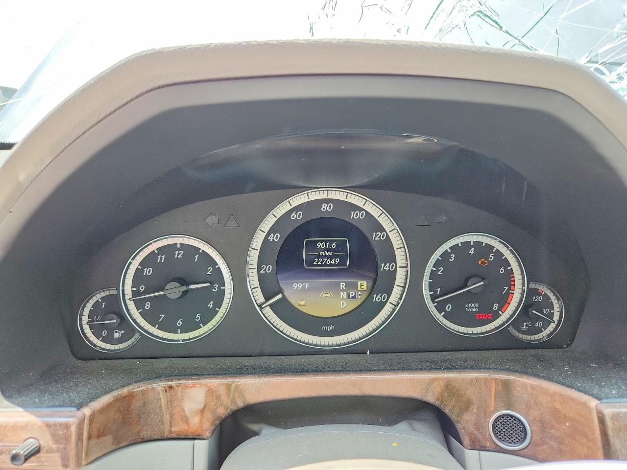 2012 Mercedes-benz E 350 Silver vin: WDDHF5KB5CA534595
