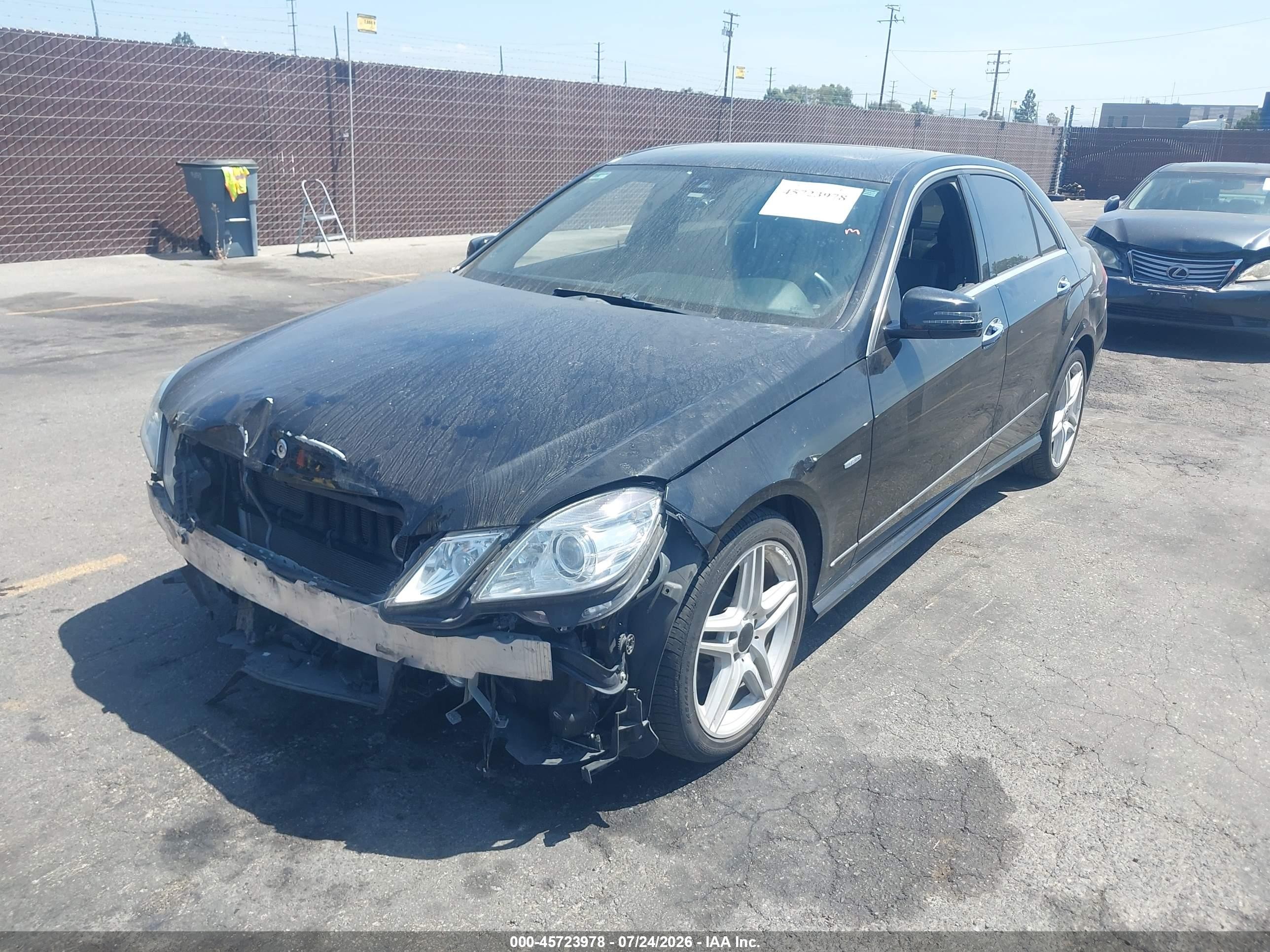 2012 Mercedes-benz E 350   Черный vin: WDDHF5KB5CA588592