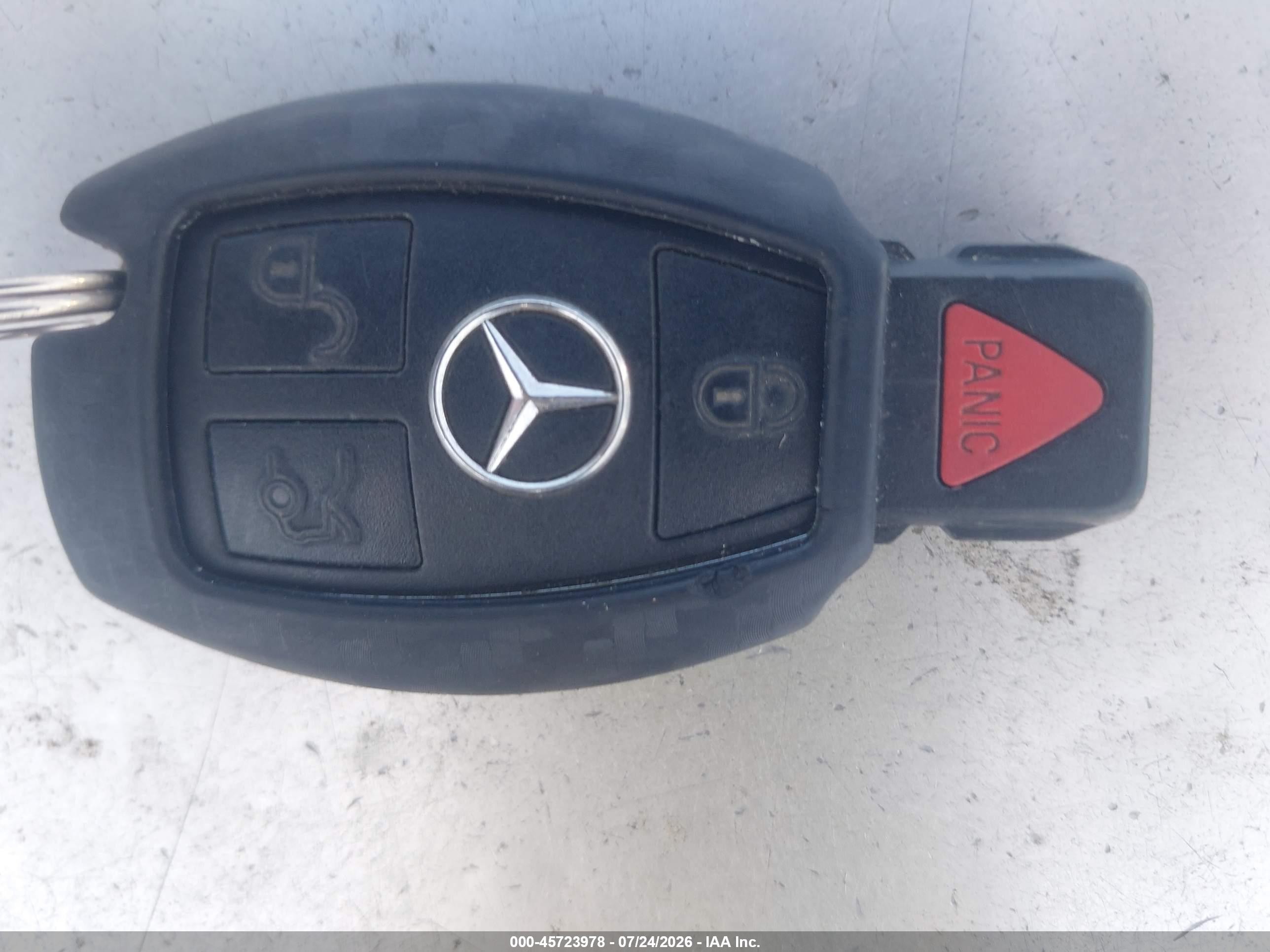2012 Mercedes-benz E 350   Черный vin: WDDHF5KB5CA588592