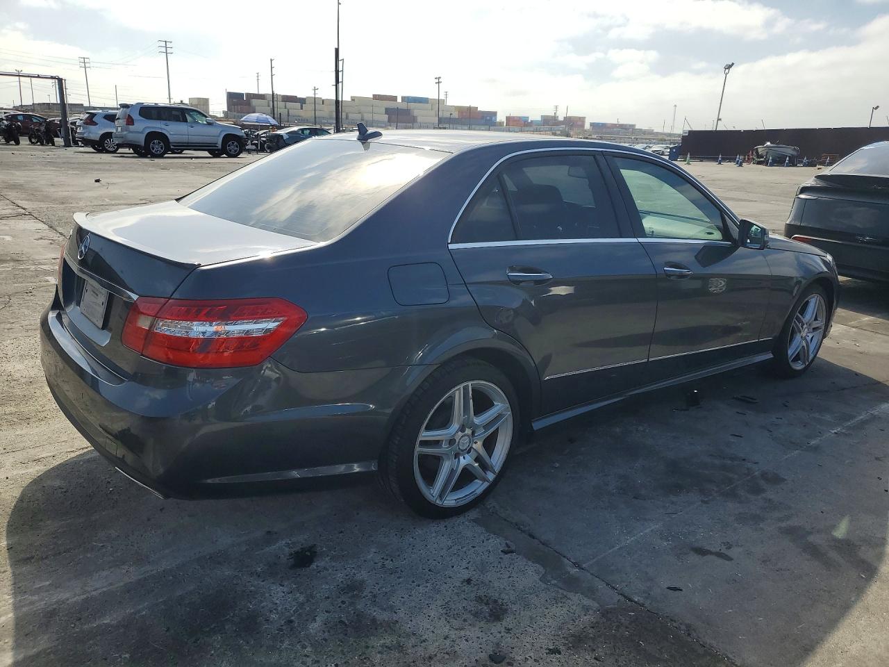 2013 Mercedes-benz E-class E350 Gray vin: WDDHF5KB5DA688550