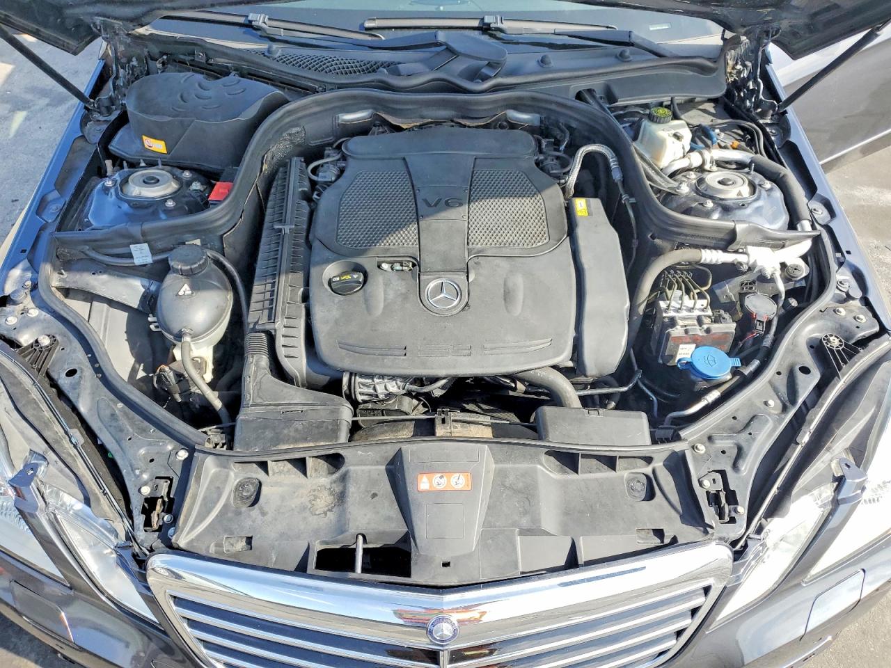 2013 Mercedes-benz E-class E350 Gray vin: WDDHF5KB5DA688550