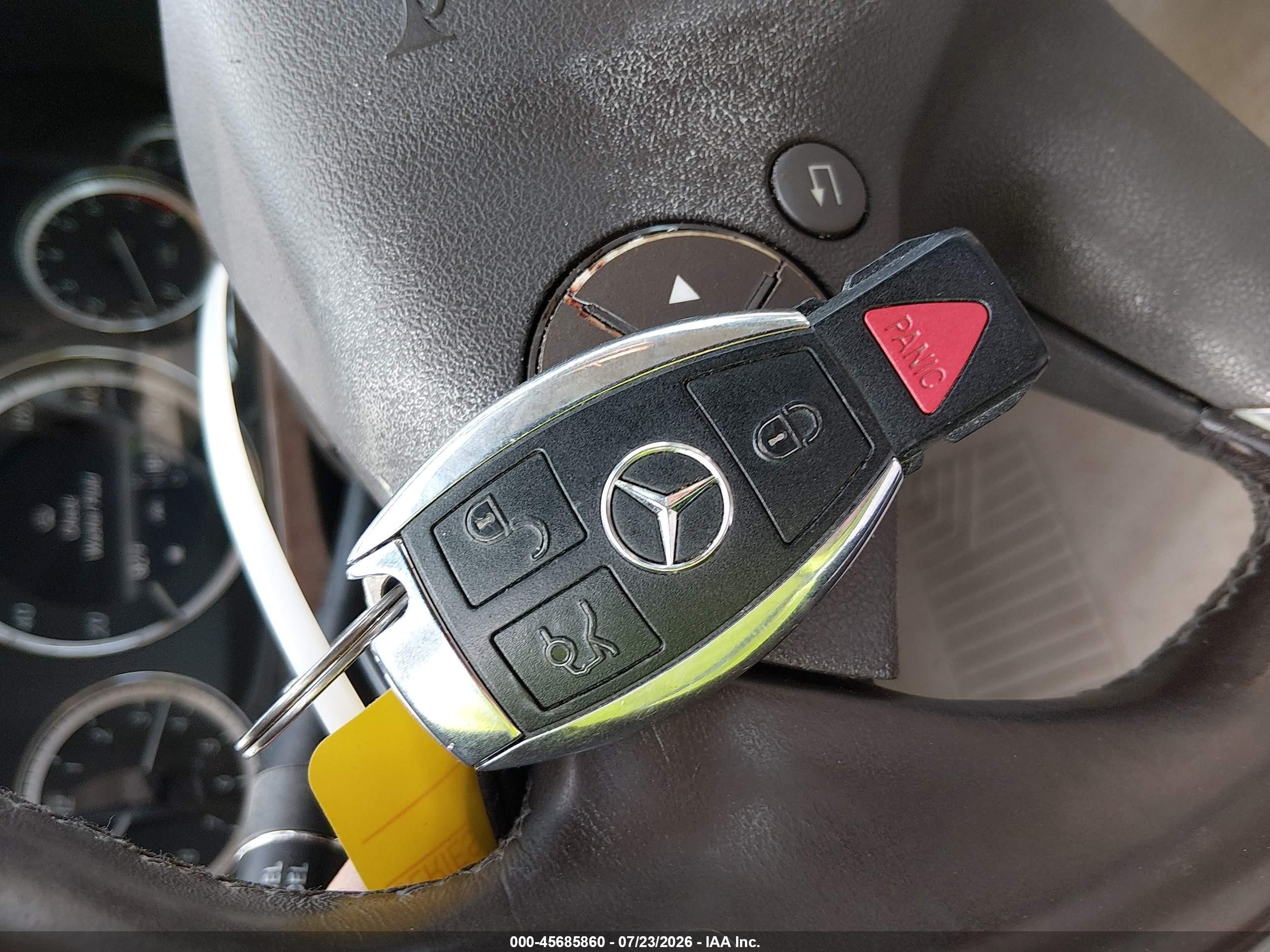 2013 Mercedes-benz E 350 Белый vin: WDDHF5KB5DA706349