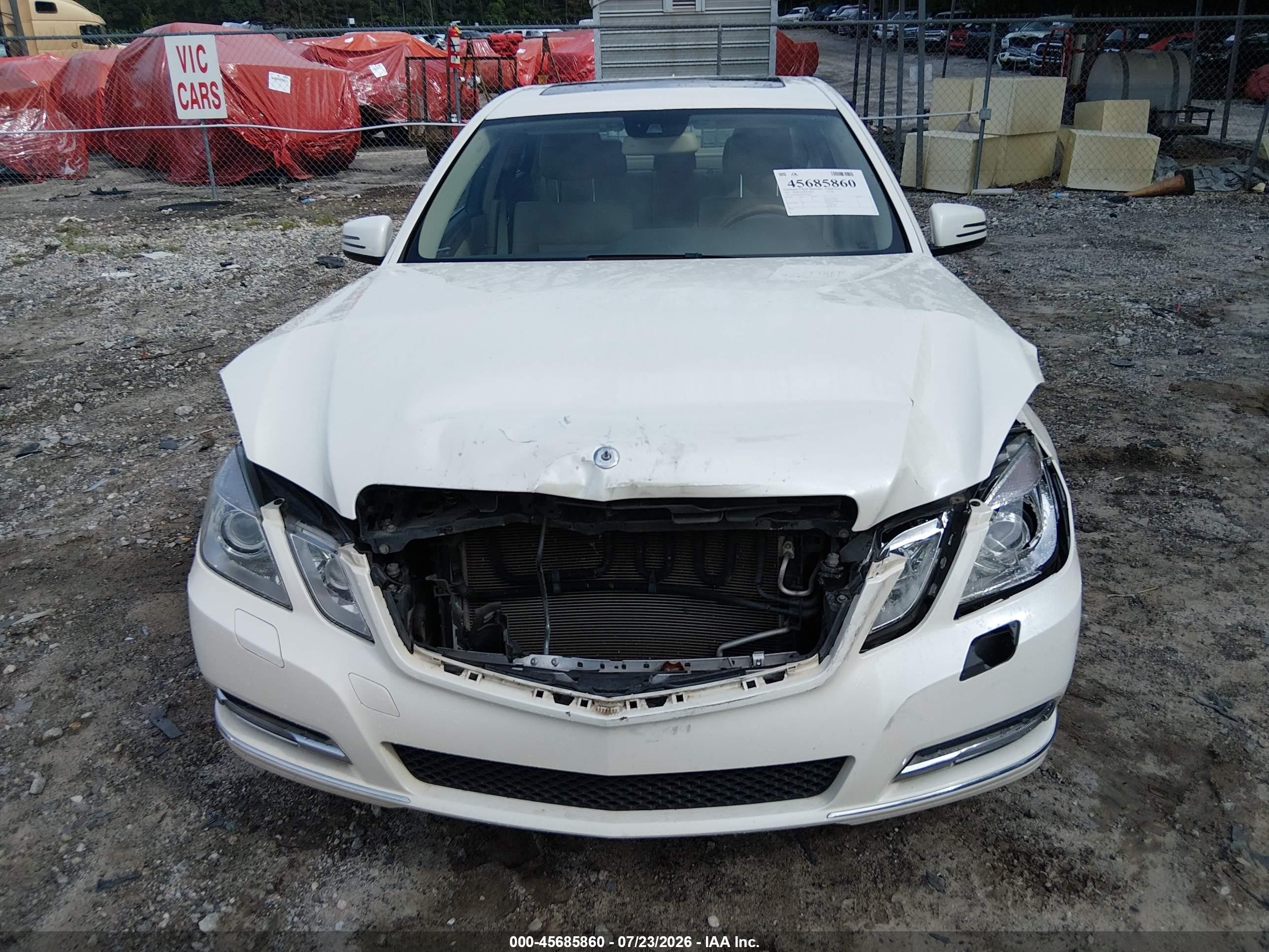 2013 Mercedes-benz E 350 Белый vin: WDDHF5KB5DA706349
