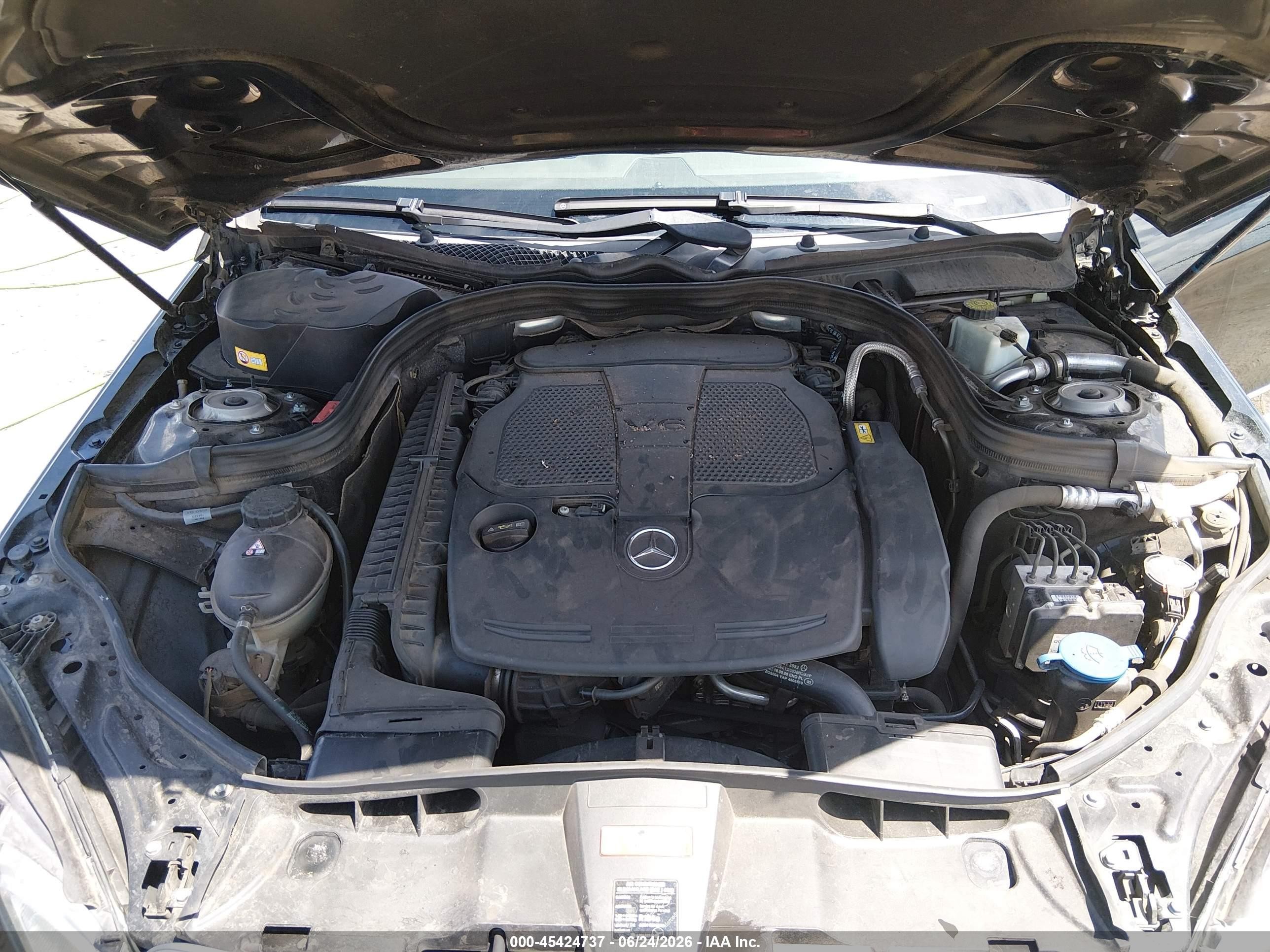 2013 Mercedes-benz E 350   Black vin: WDDHF5KB5DA722406