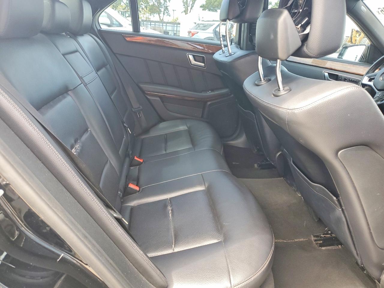 2013 Mercedes-benz E 350 Черный vin: WDDHF5KB5DA732854