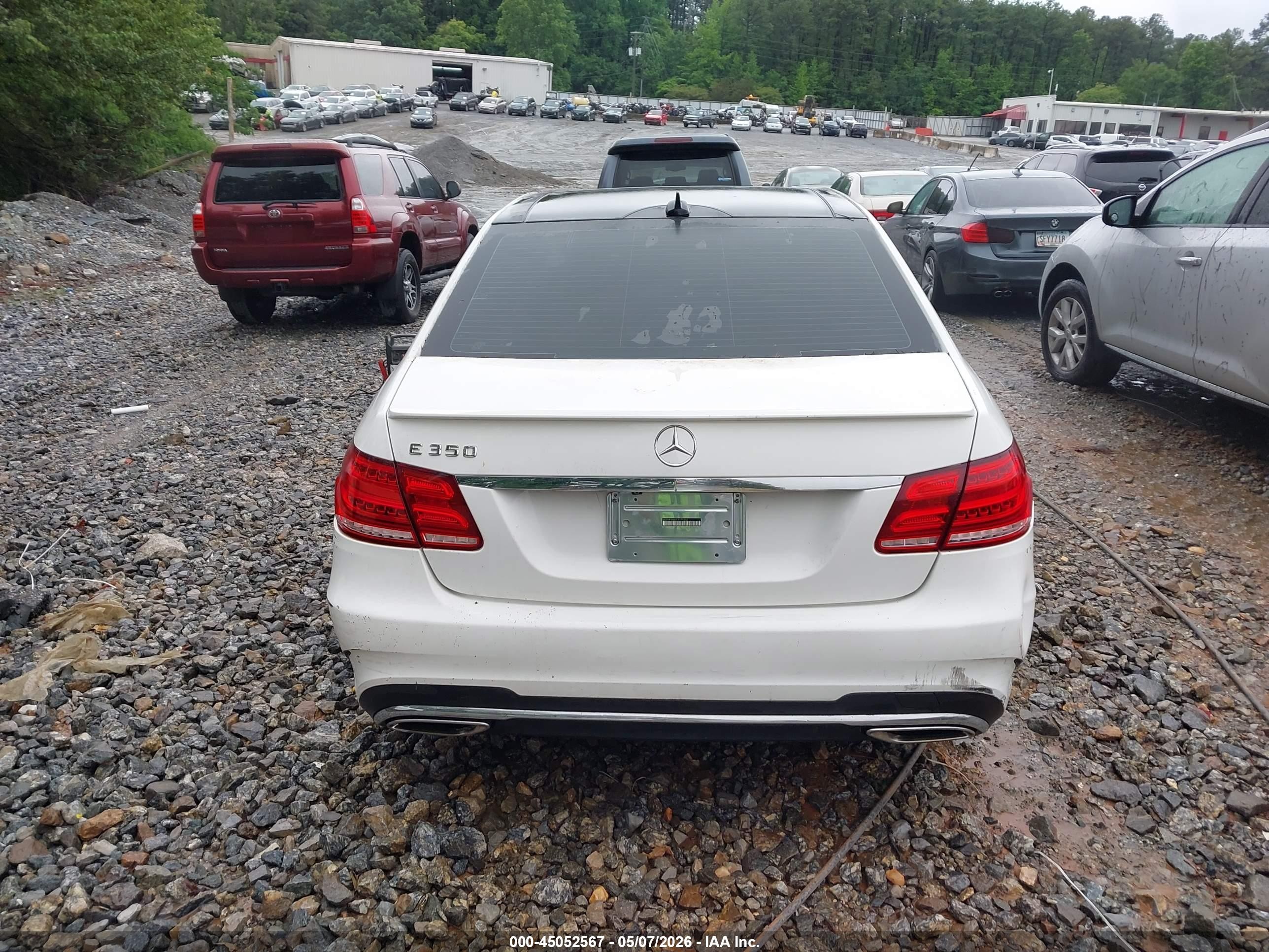 2014 Mercedes-benz E 350   Белый vin: WDDHF5KB5EA777181