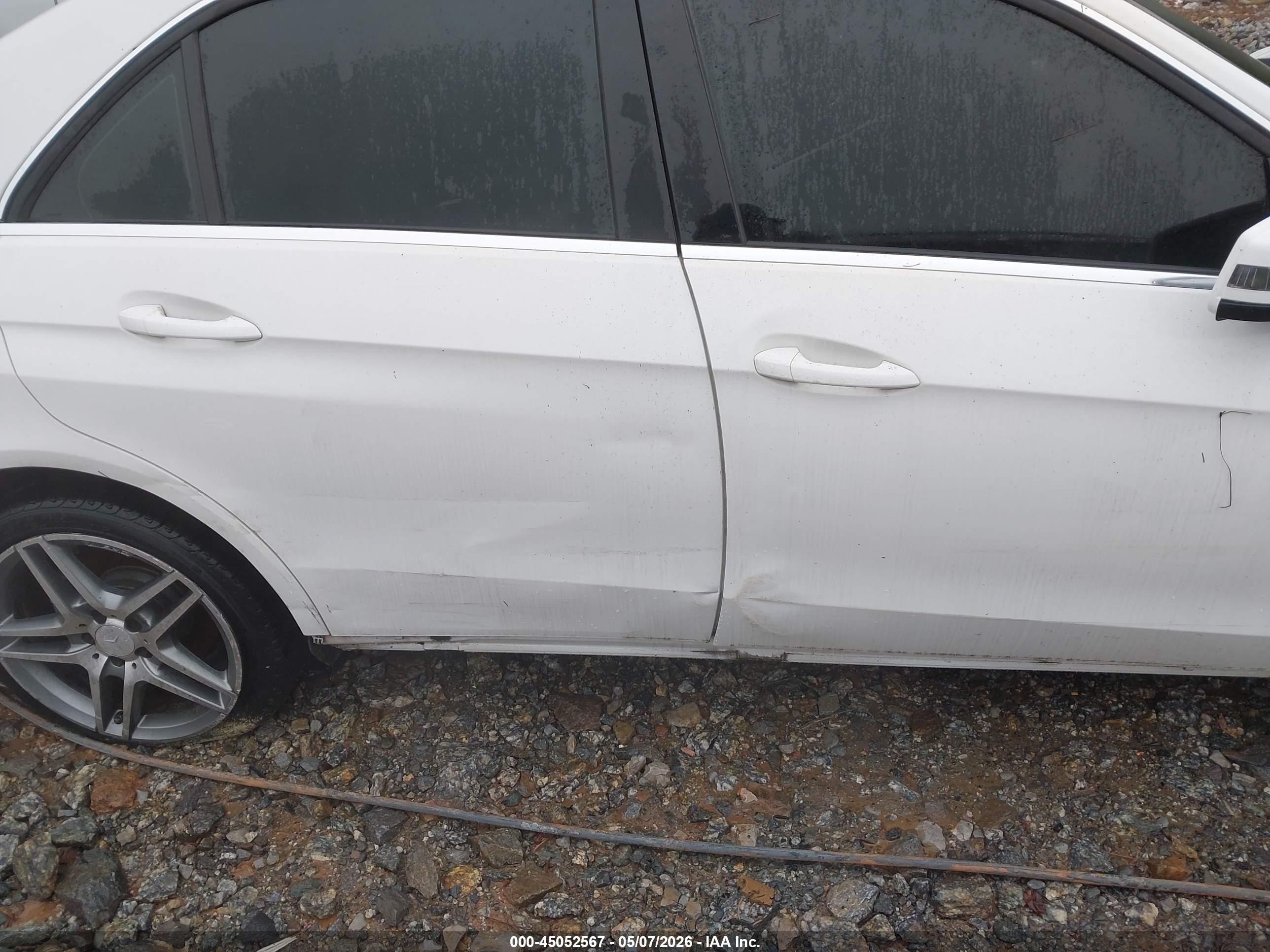 2014 Mercedes-benz E 350   Белый vin: WDDHF5KB5EA777181