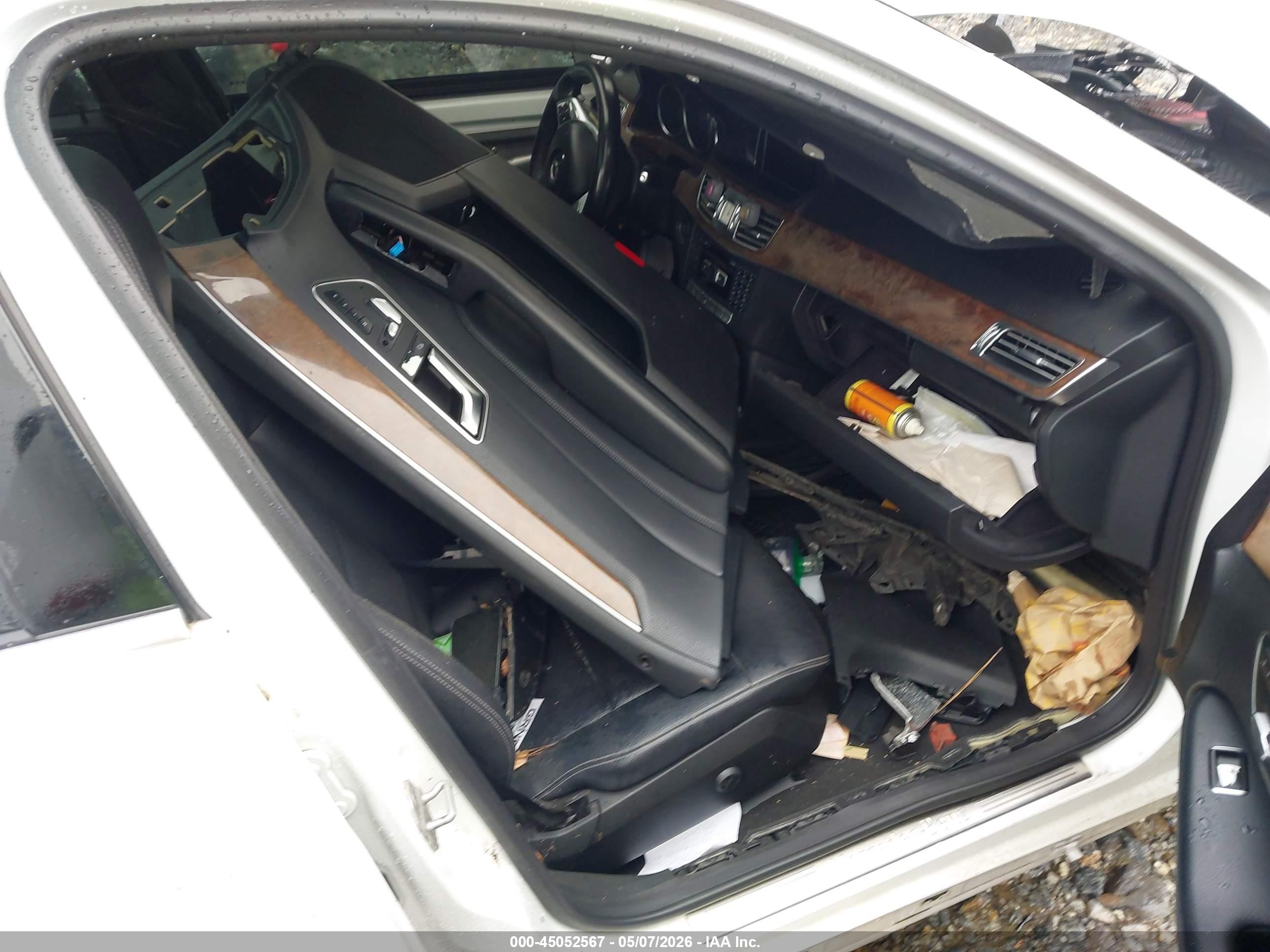 2014 Mercedes-benz E 350   Белый vin: WDDHF5KB5EA777181