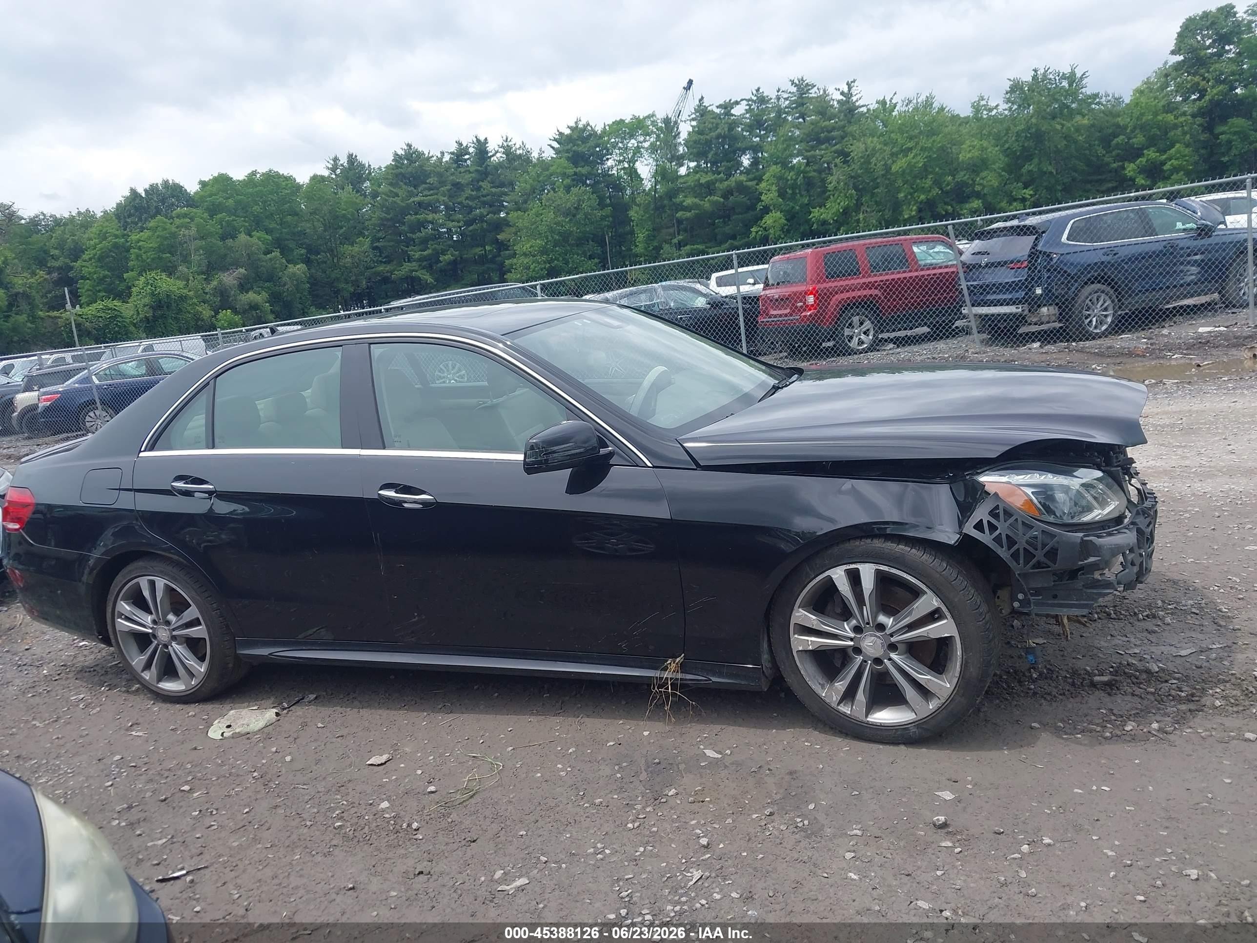2014 Mercedes-benz E 350   Black vin: WDDHF5KB5EA796118