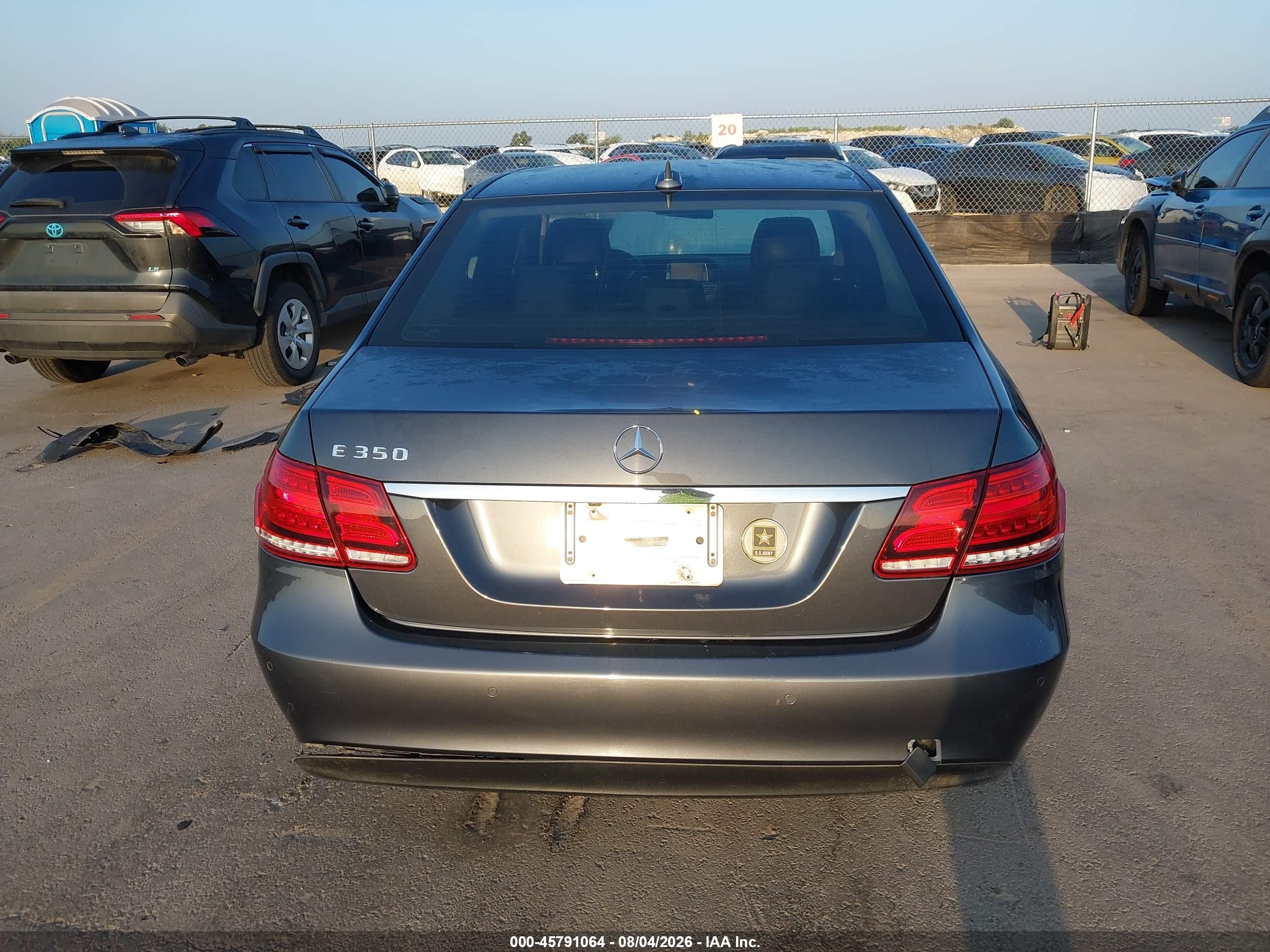 2014 Mercedes-benz E 350   Gray vin: WDDHF5KB5EA836231