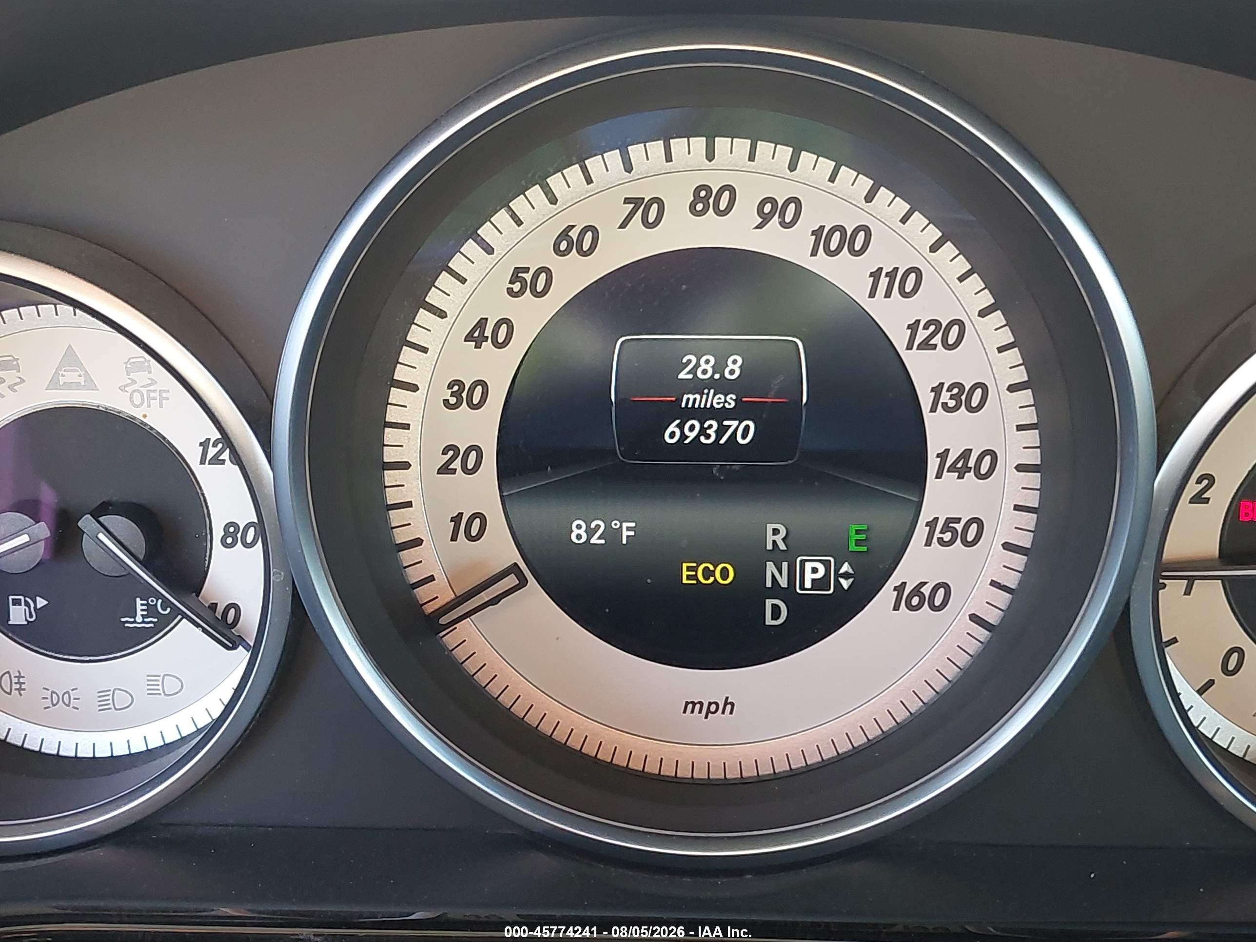 2014 Mercedes-benz E 350   Silver vin: WDDHF5KB5EA840537