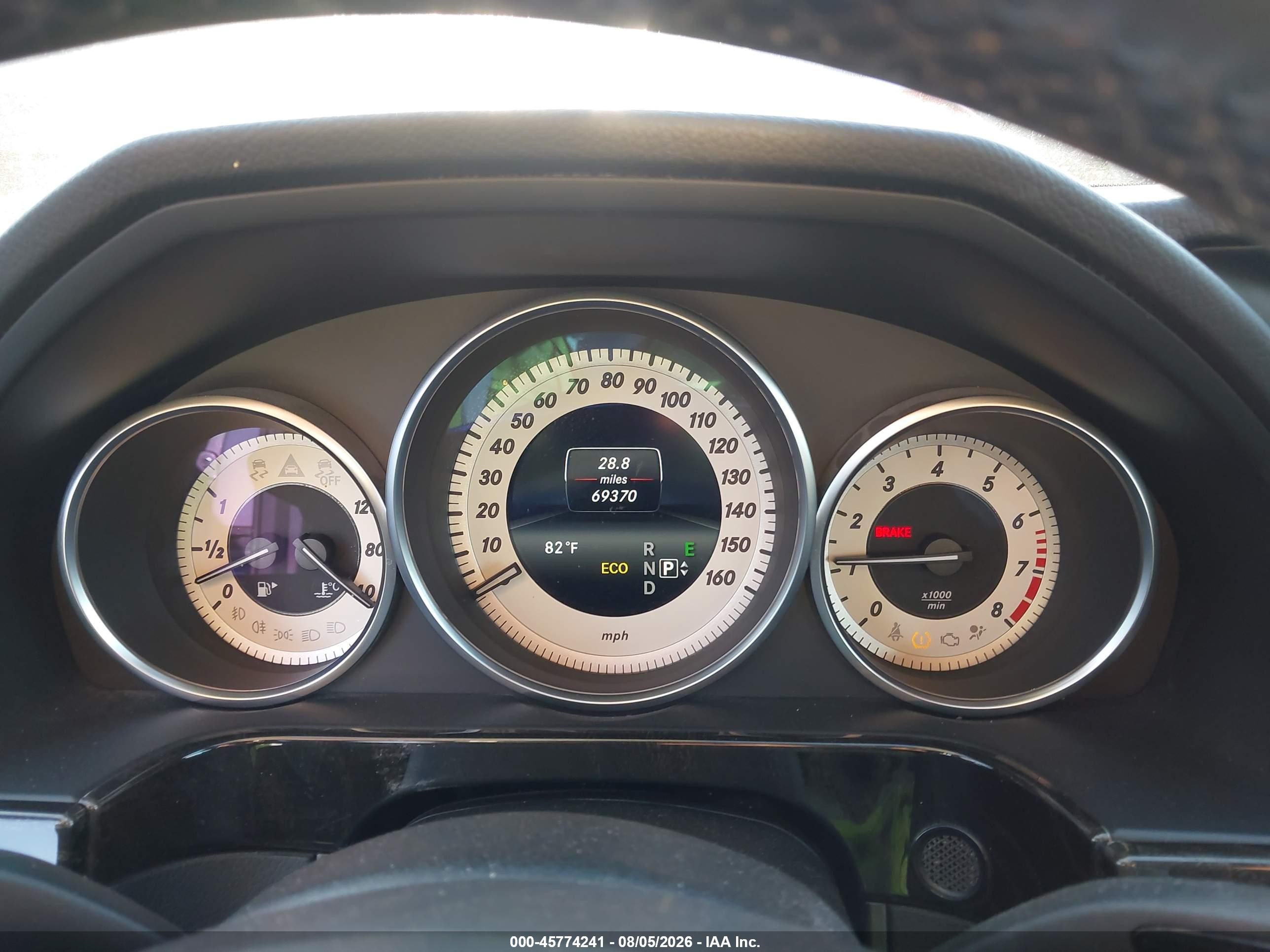 2014 Mercedes-benz E 350   Silver vin: WDDHF5KB5EA840537