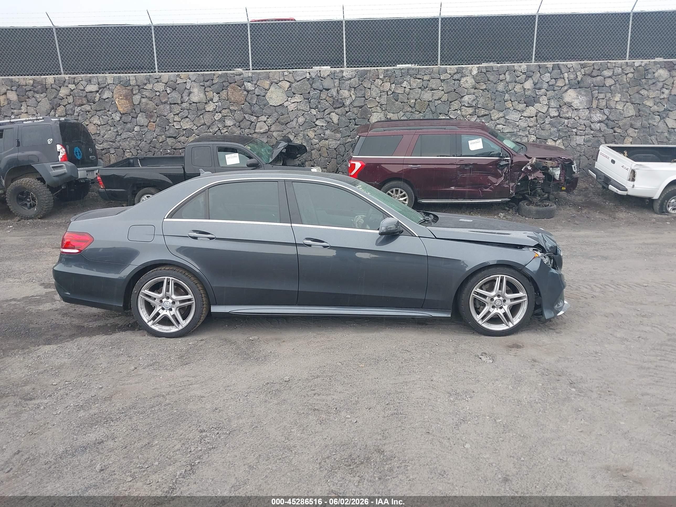 2014 Mercedes-benz E 350   Gray vin: WDDHF5KB5EA871061