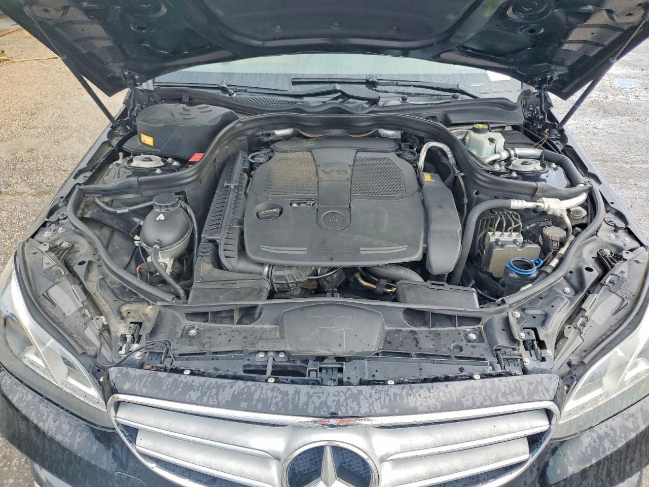 2014 Mercedes-benz E 350 Black vin: WDDHF5KB5EA872453