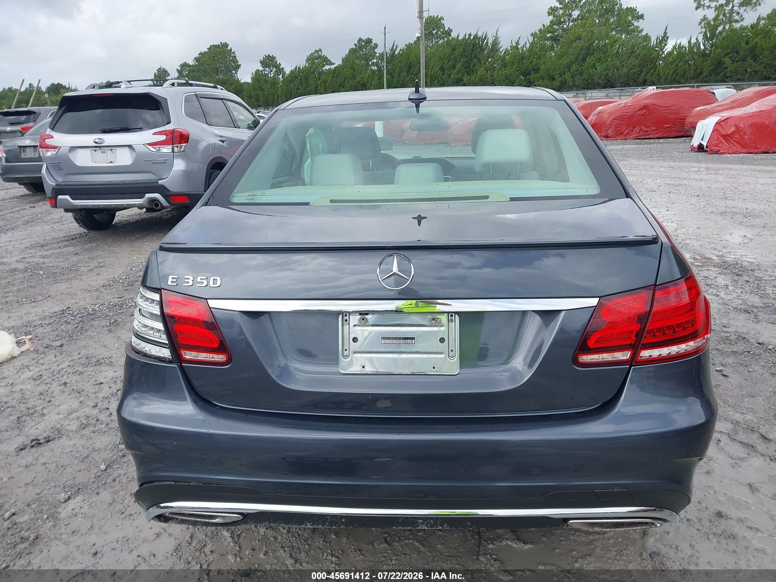 2014 Mercedes-benz E 350   Blue vin: WDDHF5KB5EA885364