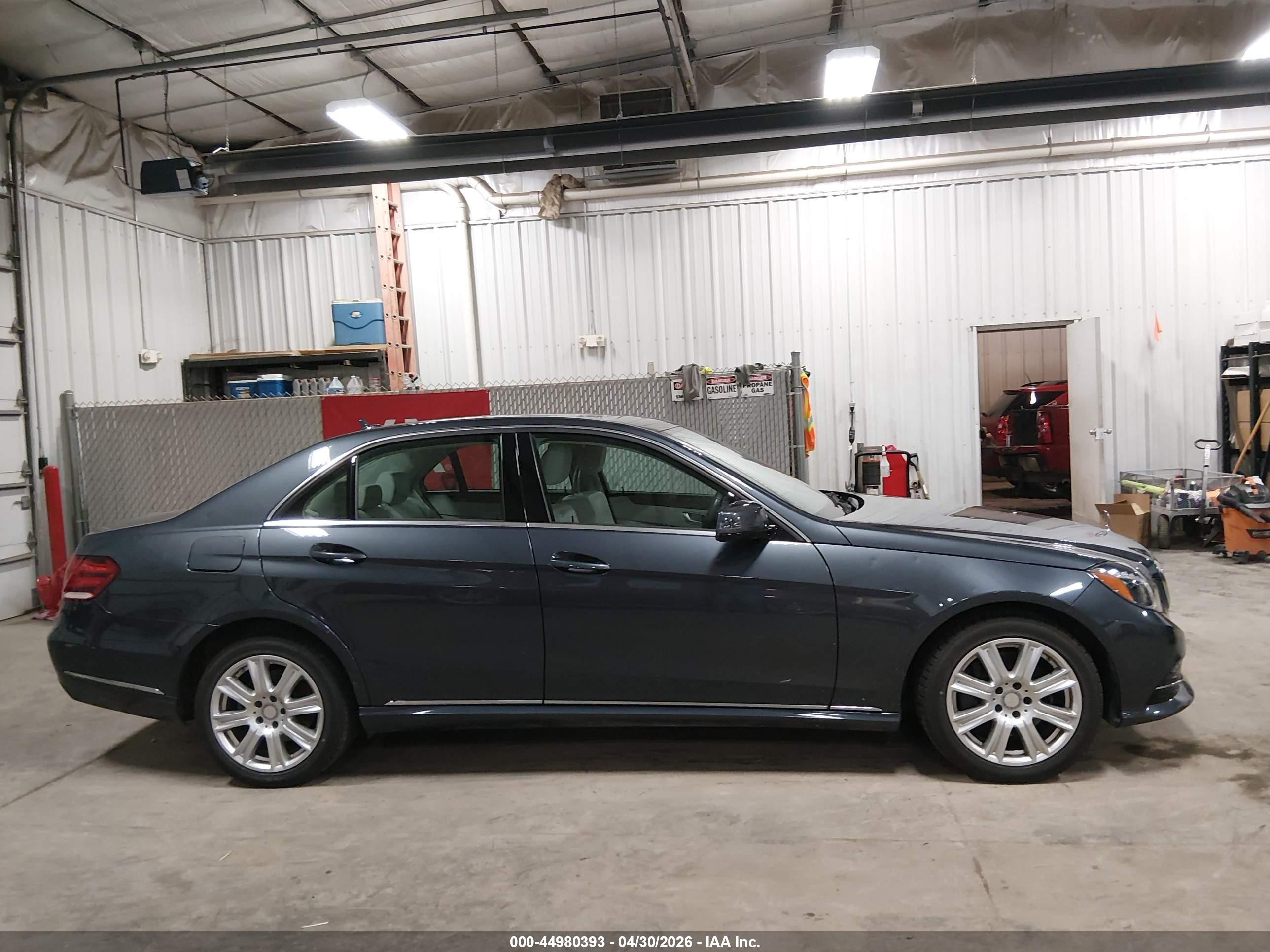 2014 Mercedes-benz E 350   Gray vin: WDDHF5KB5EA896204