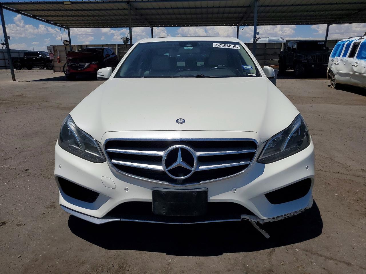 2014 Mercedes-benz E 350 White vin: WDDHF5KB5EA912319