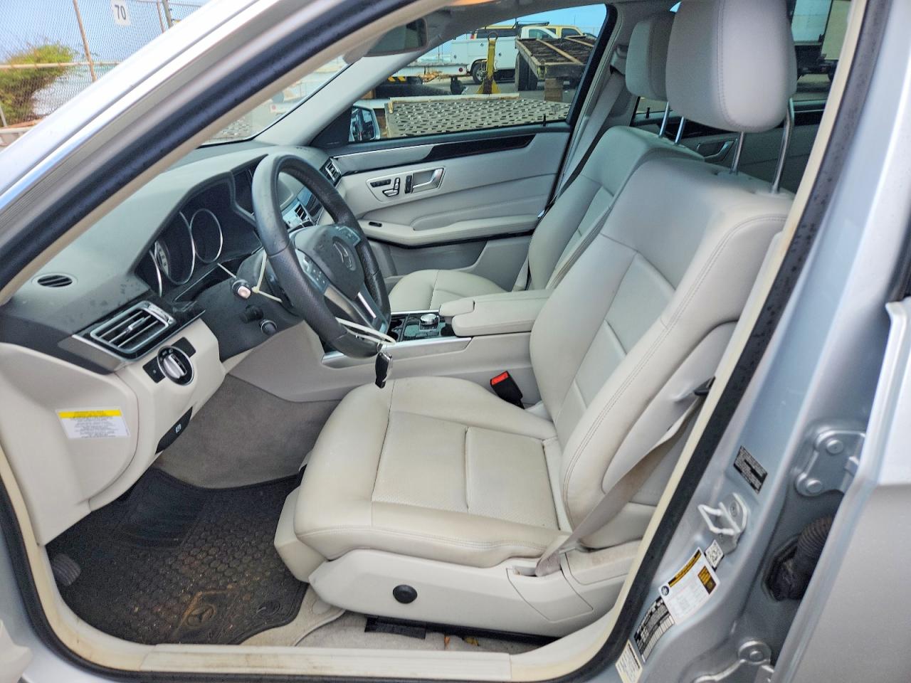 2014 Mercedes-benz E 350 Silver vin: WDDHF5KB5EA913986