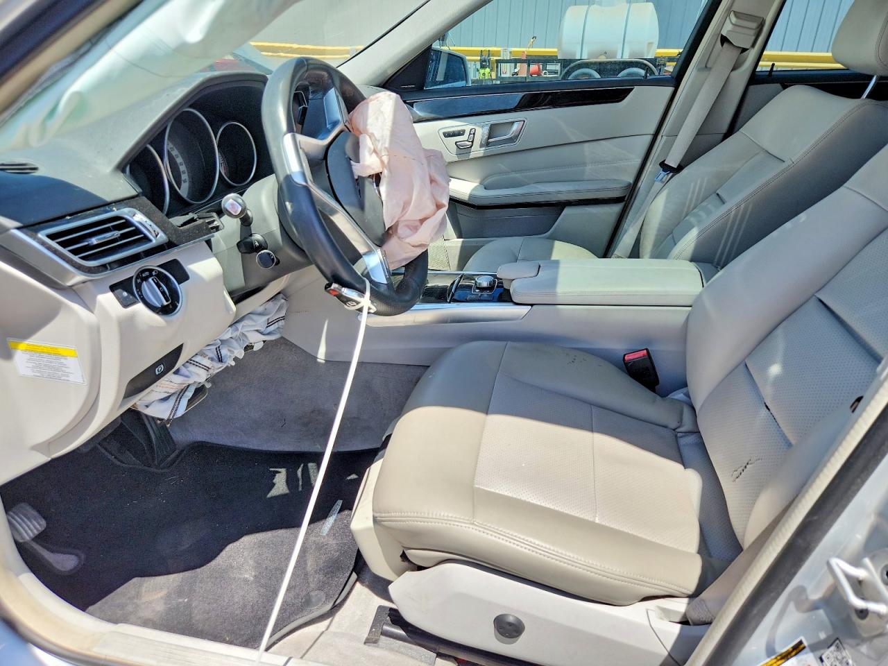 2014 Mercedes-benz E 350 Серебряный vin: WDDHF5KB5EA915723