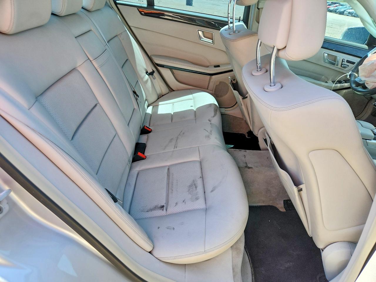 2014 Mercedes-benz E 350 Серебряный vin: WDDHF5KB5EA915723